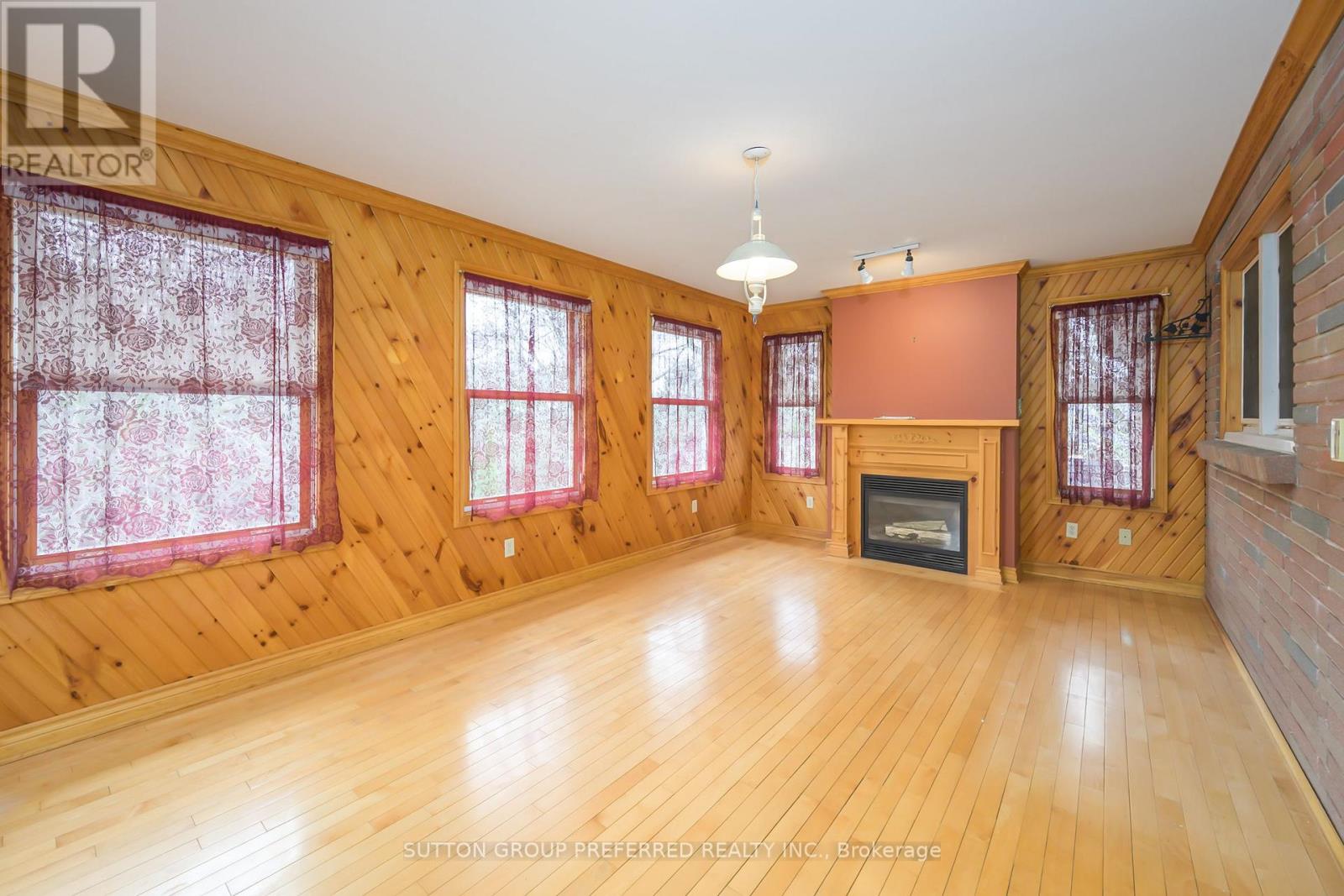 164 MCKEAND STREET Property Photo