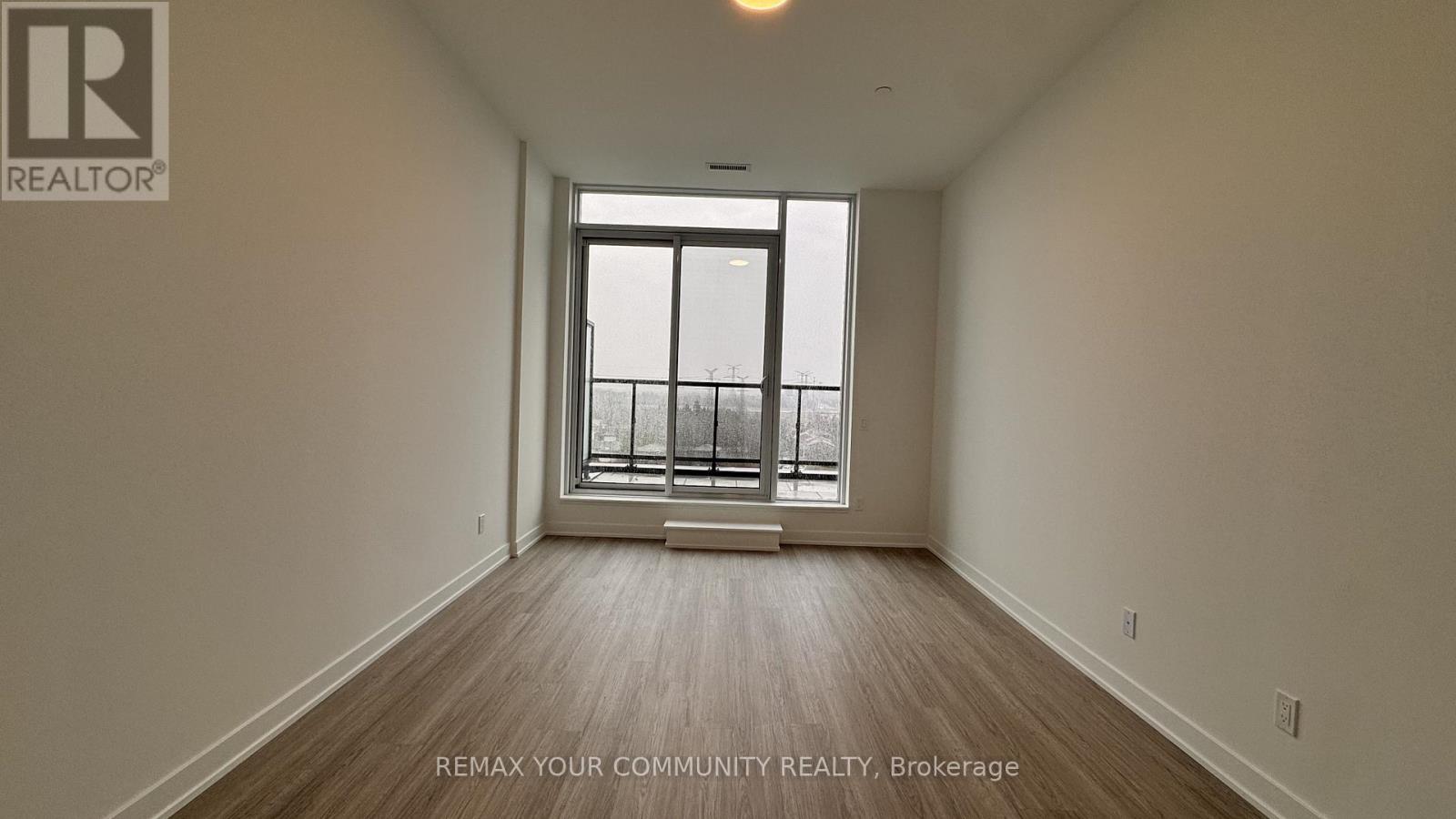 #1004 8188 YONGE STREET - 16