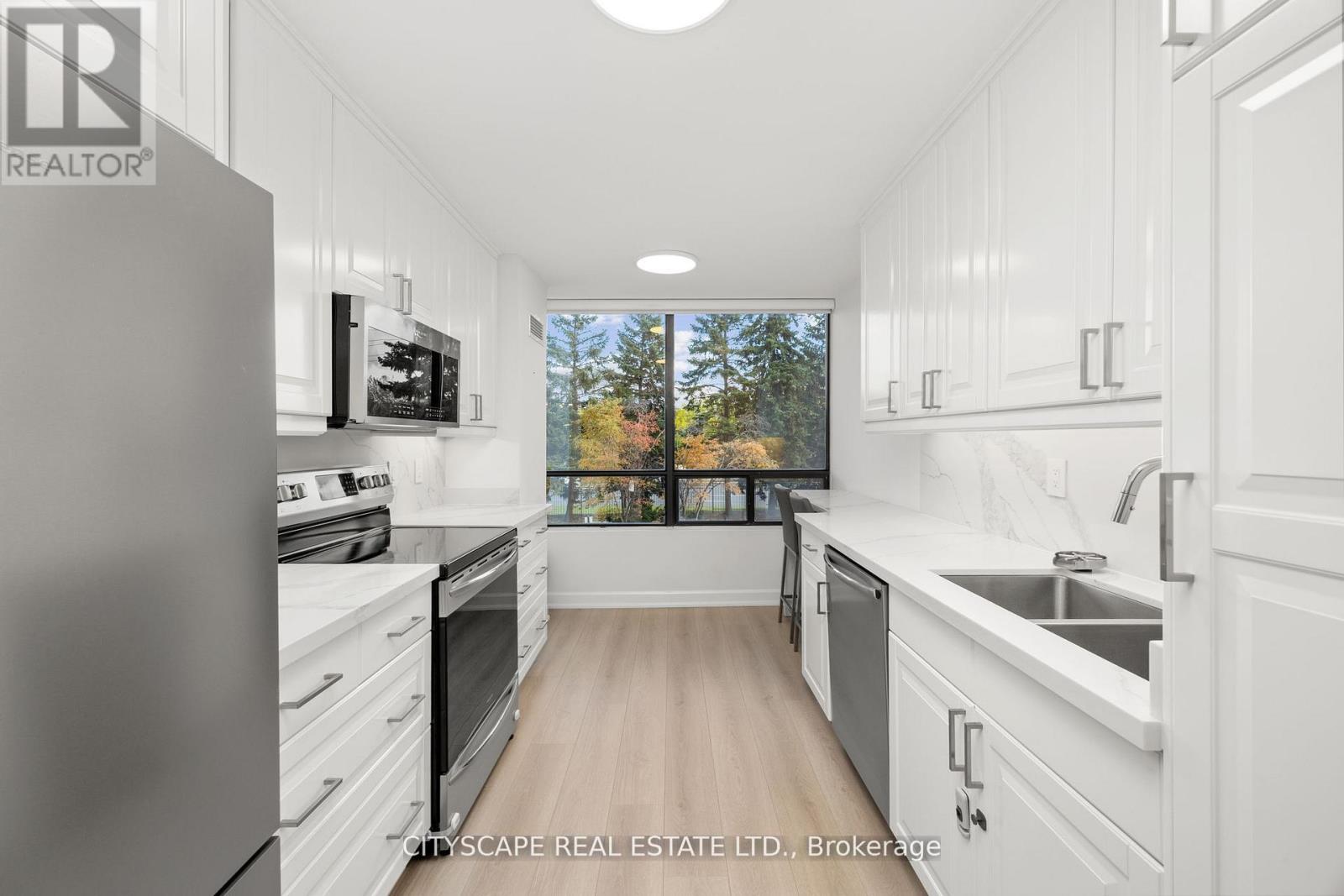 #209 7460 BATHURST STREET - 12