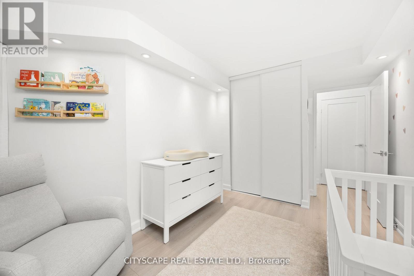 #209 7460 BATHURST STREET - 22