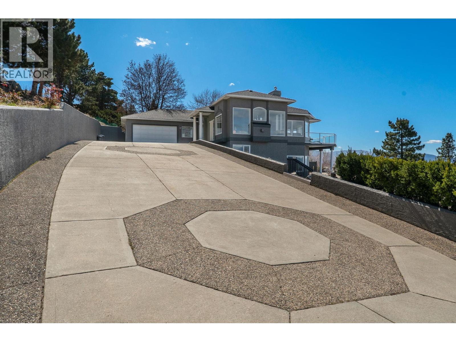 845 Toovey Road, Kelowna