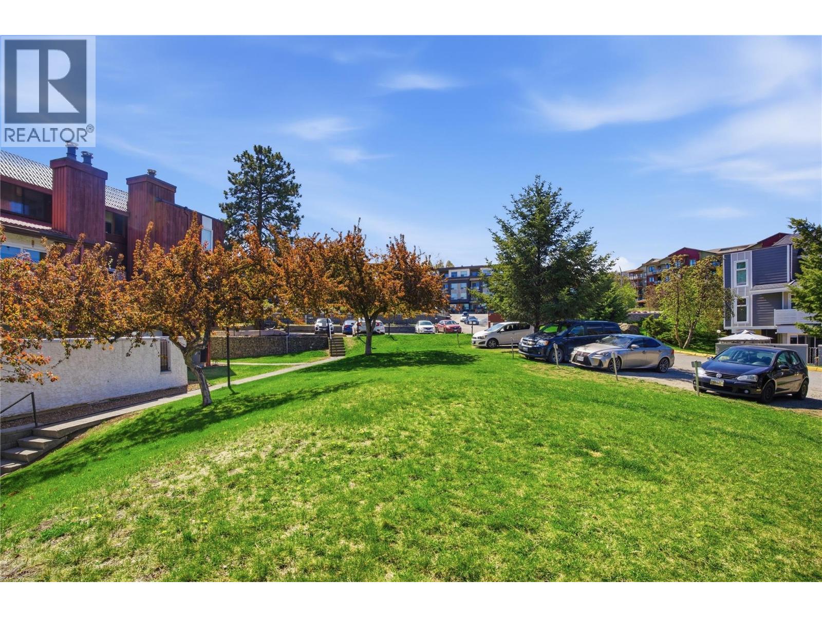 #85 1435 Summit Drive - 30