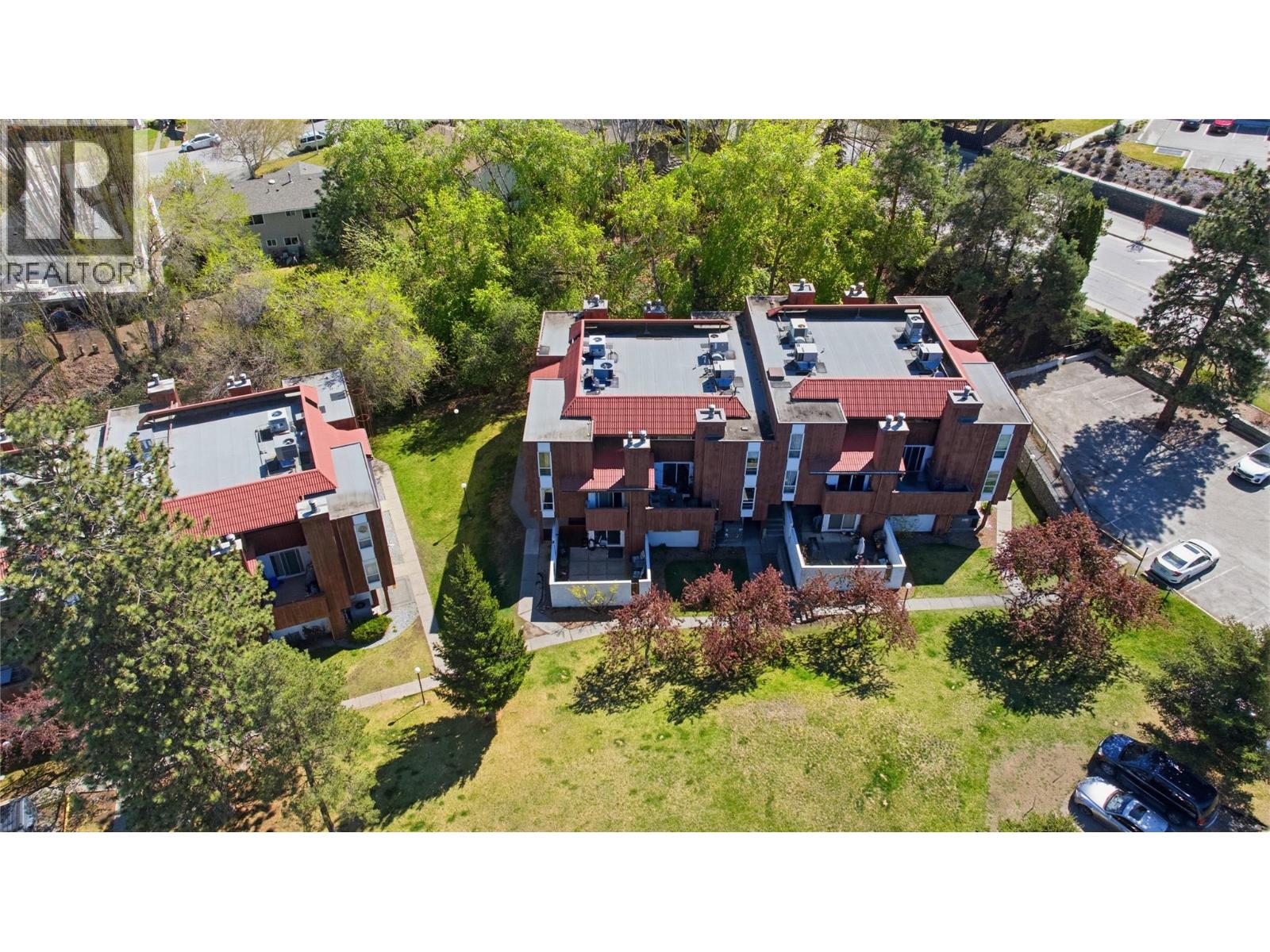 #85 1435 Summit Drive - 41