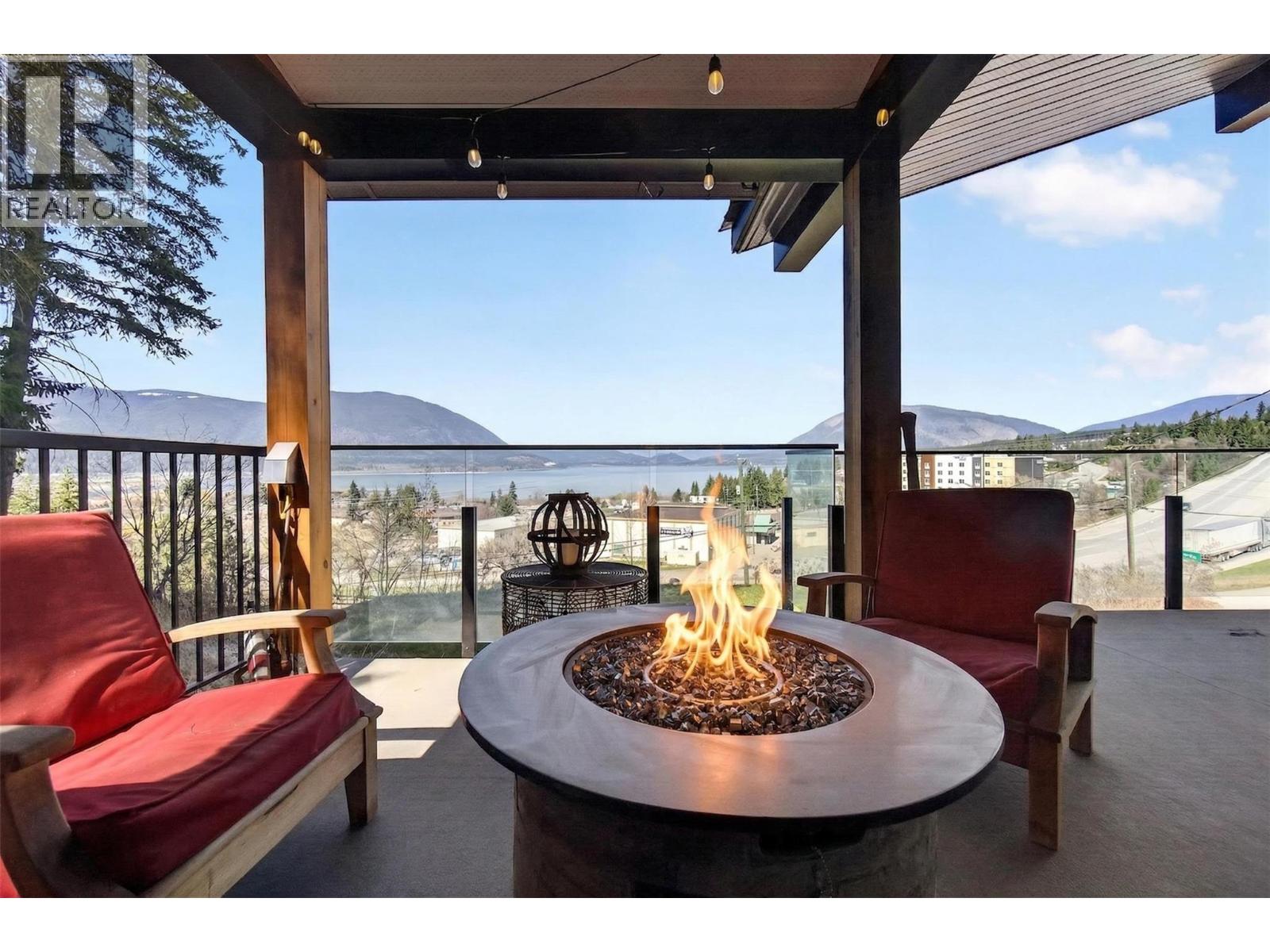  1360 Trans Canada Highway Northeast, Salmon Arm