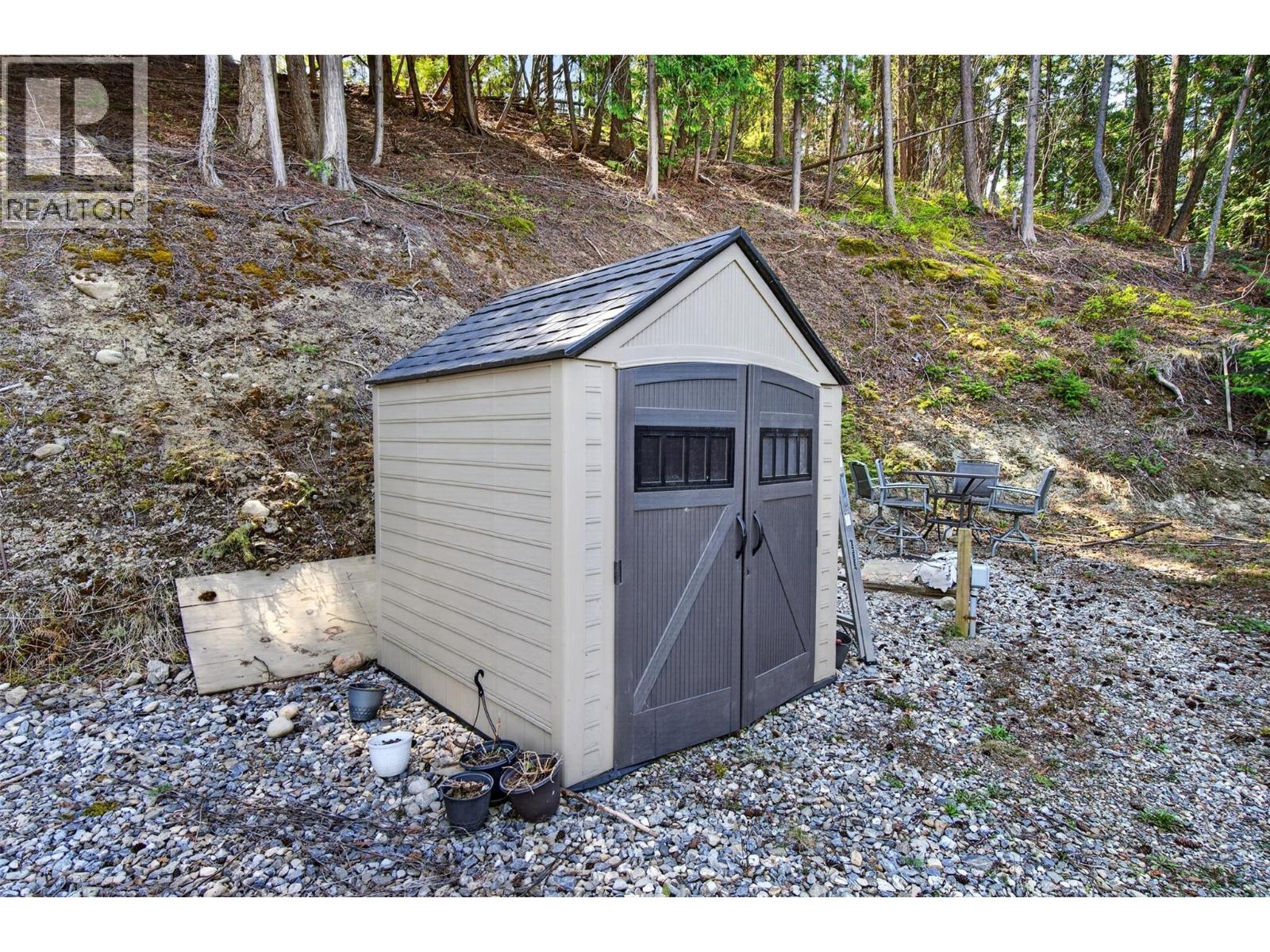  1360 Trans Canada Highway Northeast, Salmon Arm