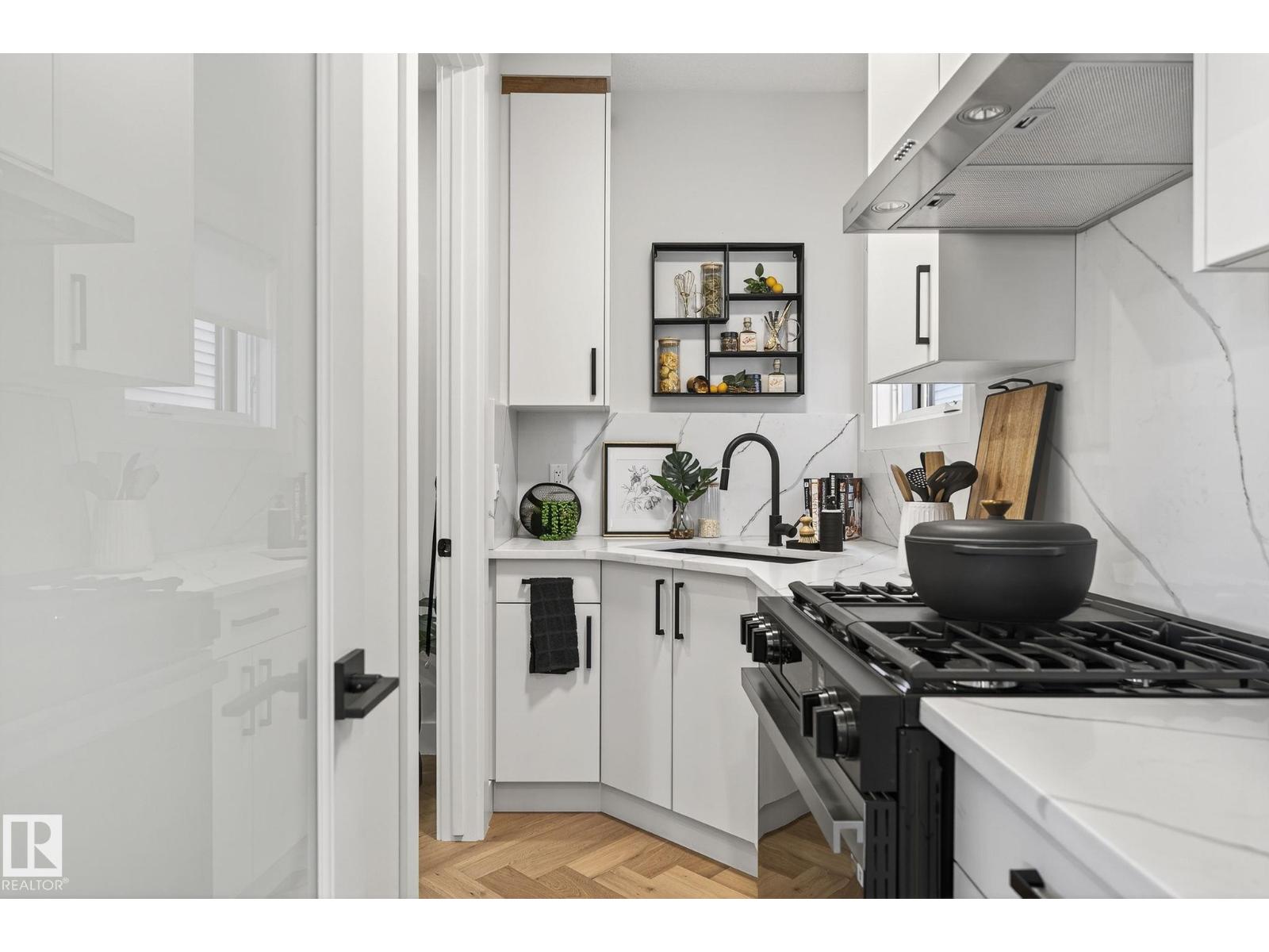 17124 2 ST NW, Edmonton