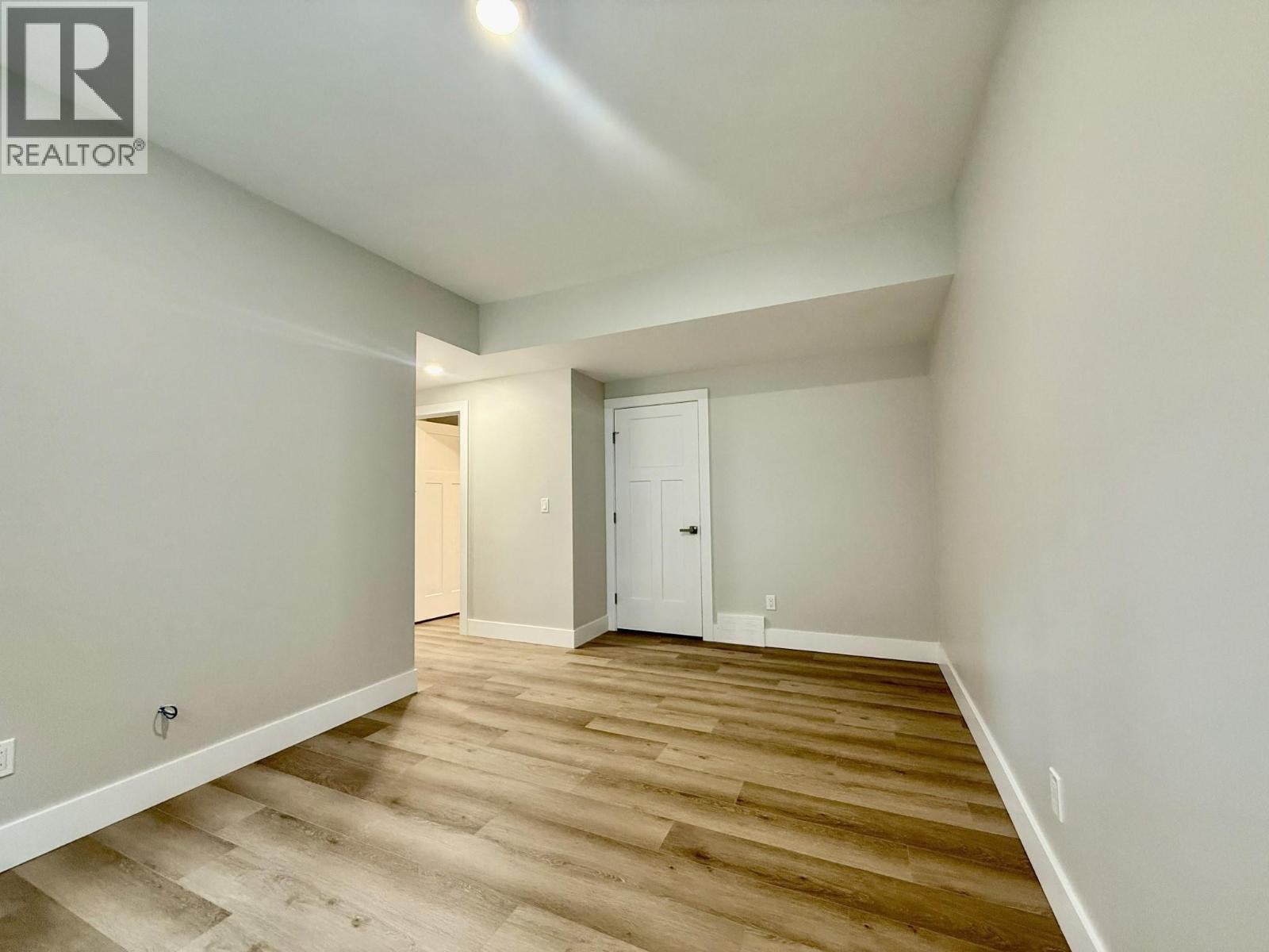 #6 1938 Foxwood Trail Unit# 6 - 19