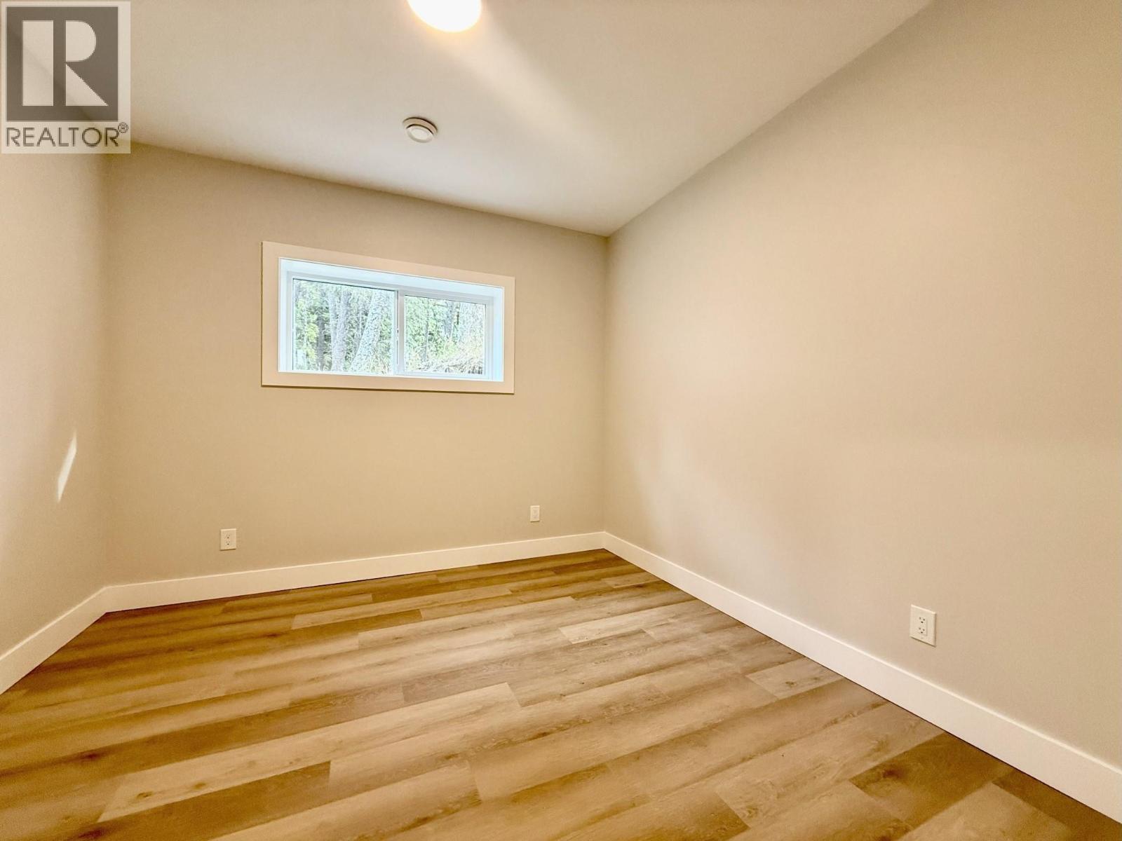 #6 1938 Foxwood Trail Unit# 6 - 23