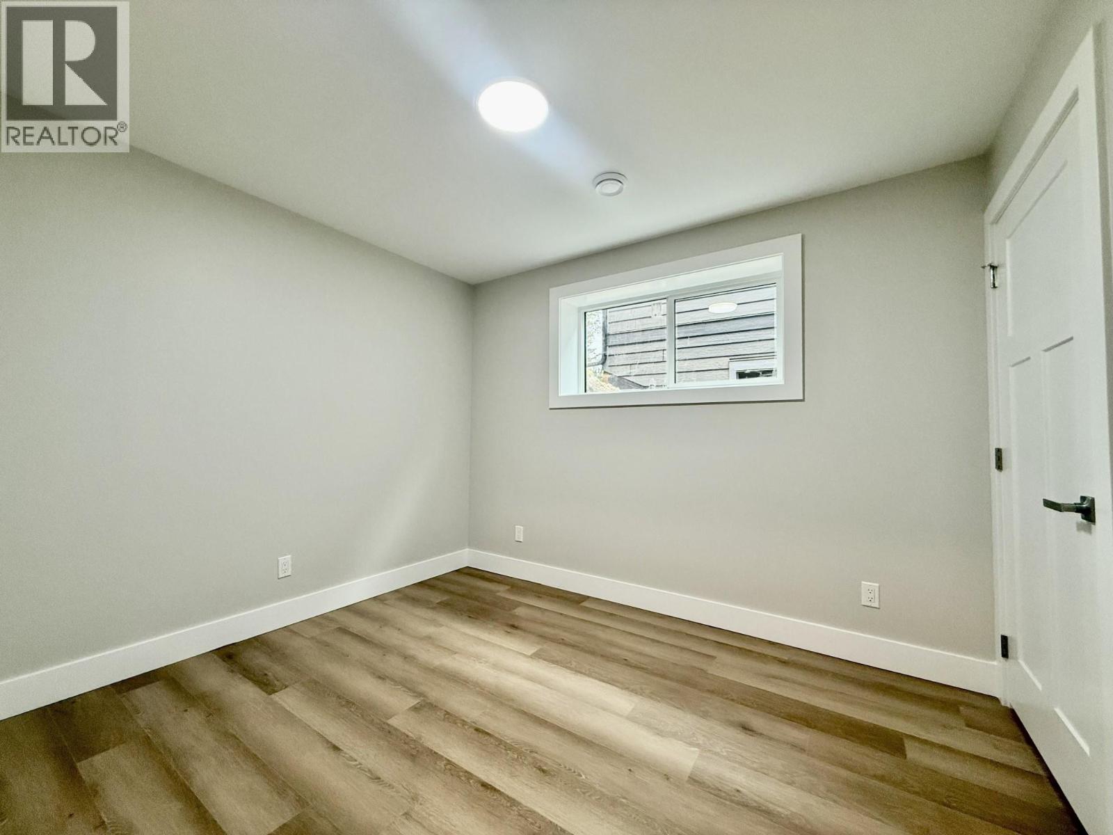 #6 1938 Foxwood Trail Unit# 6 - 21