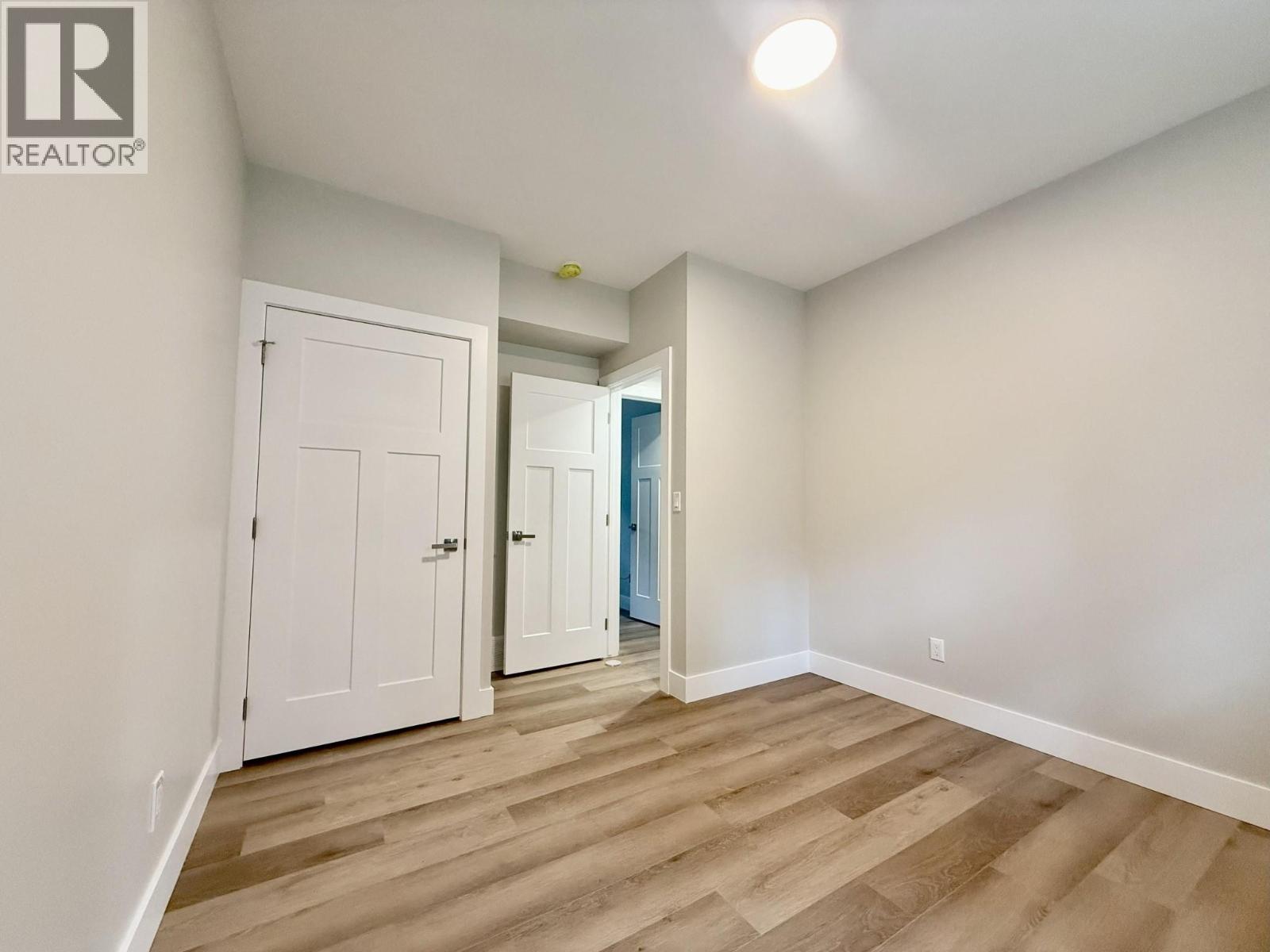 #6 1938 Foxwood Trail Unit# 6 - 24