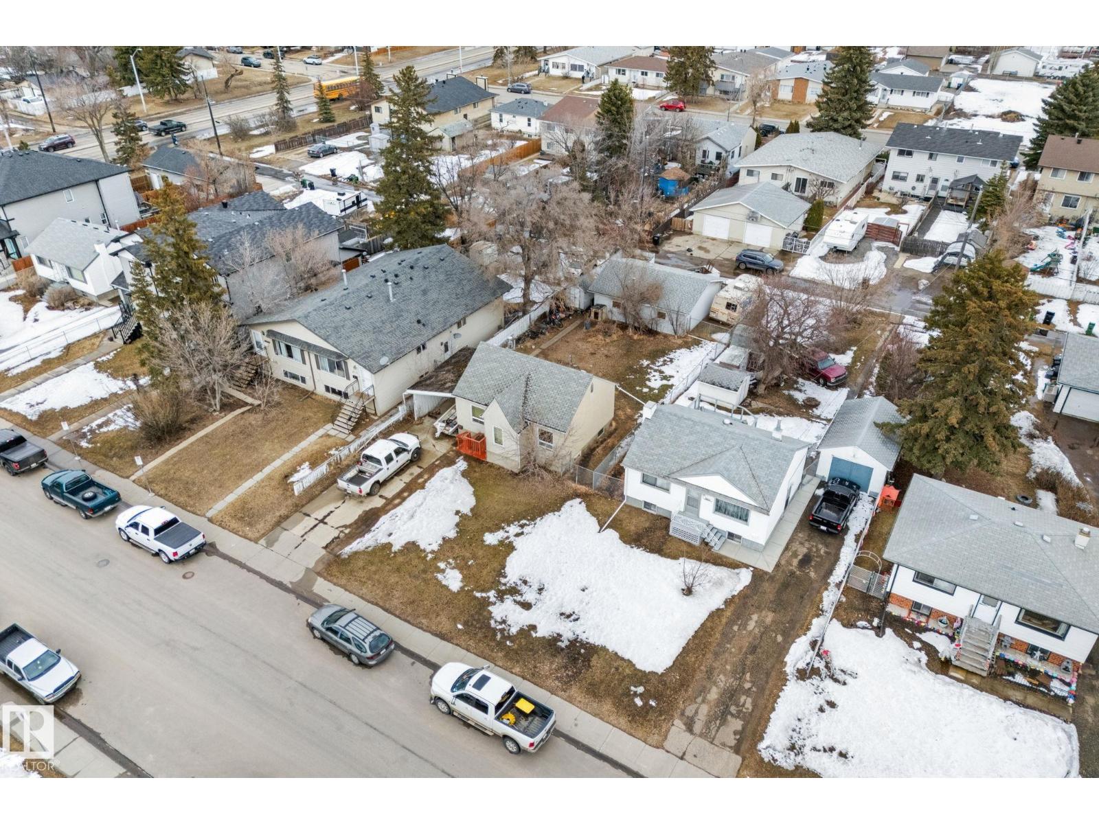 10621 153 ST NW, Edmonton