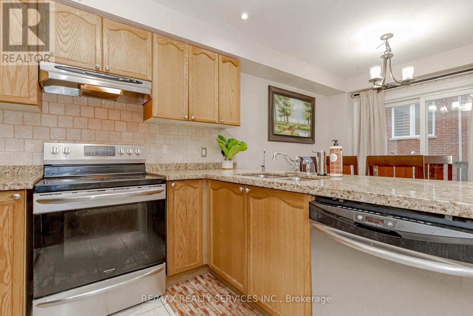 3120 HIGHBOURNE CRESCENT - 14