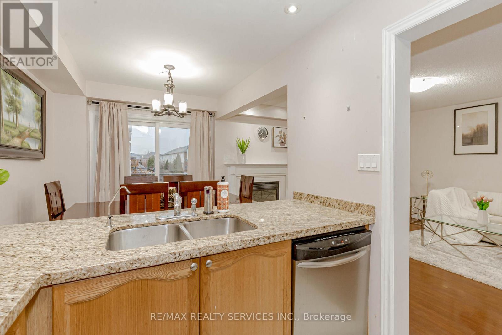 3120 HIGHBOURNE CRESCENT - 17