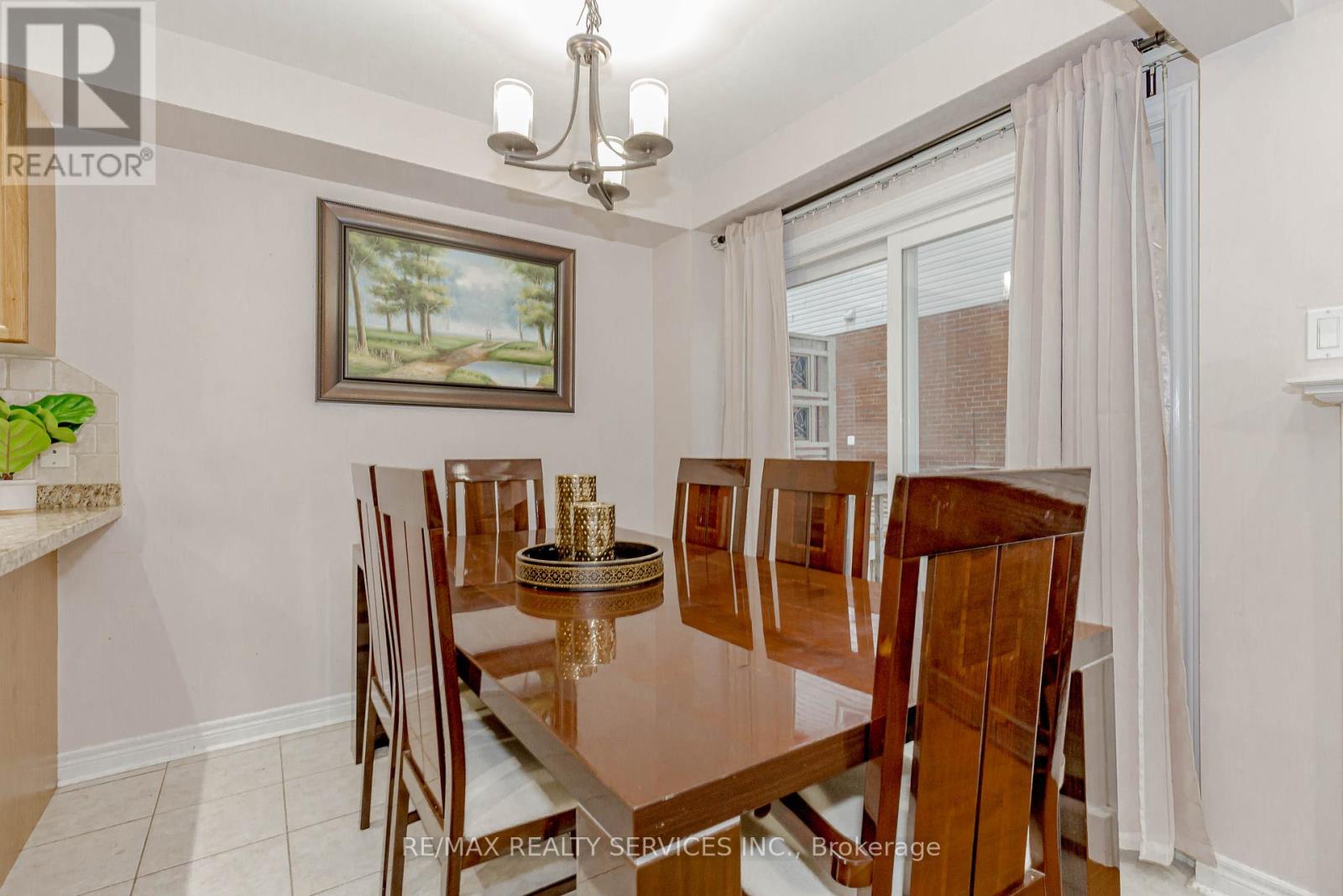 3120 HIGHBOURNE CRESCENT - 20