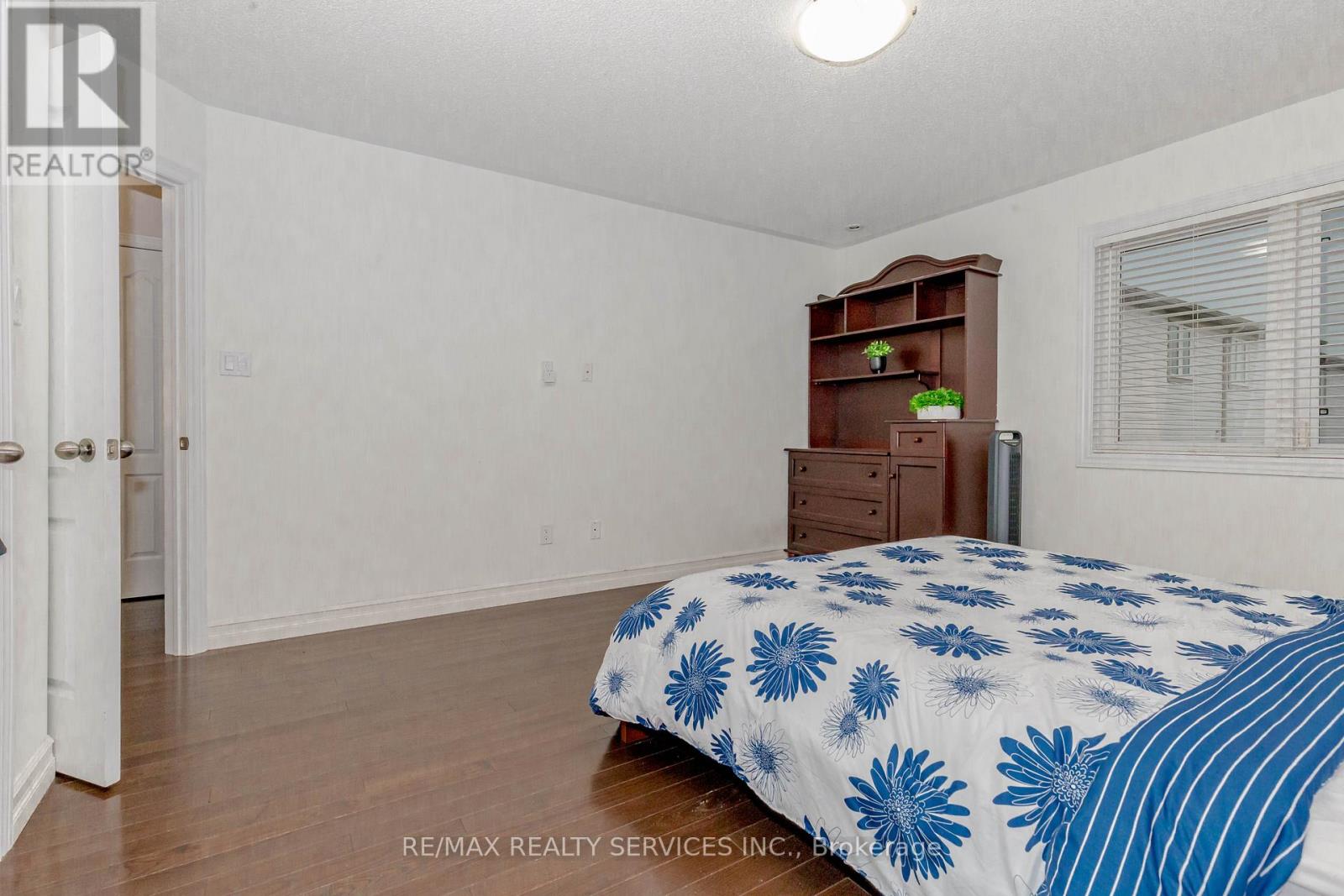 3120 HIGHBOURNE CRESCENT - 30