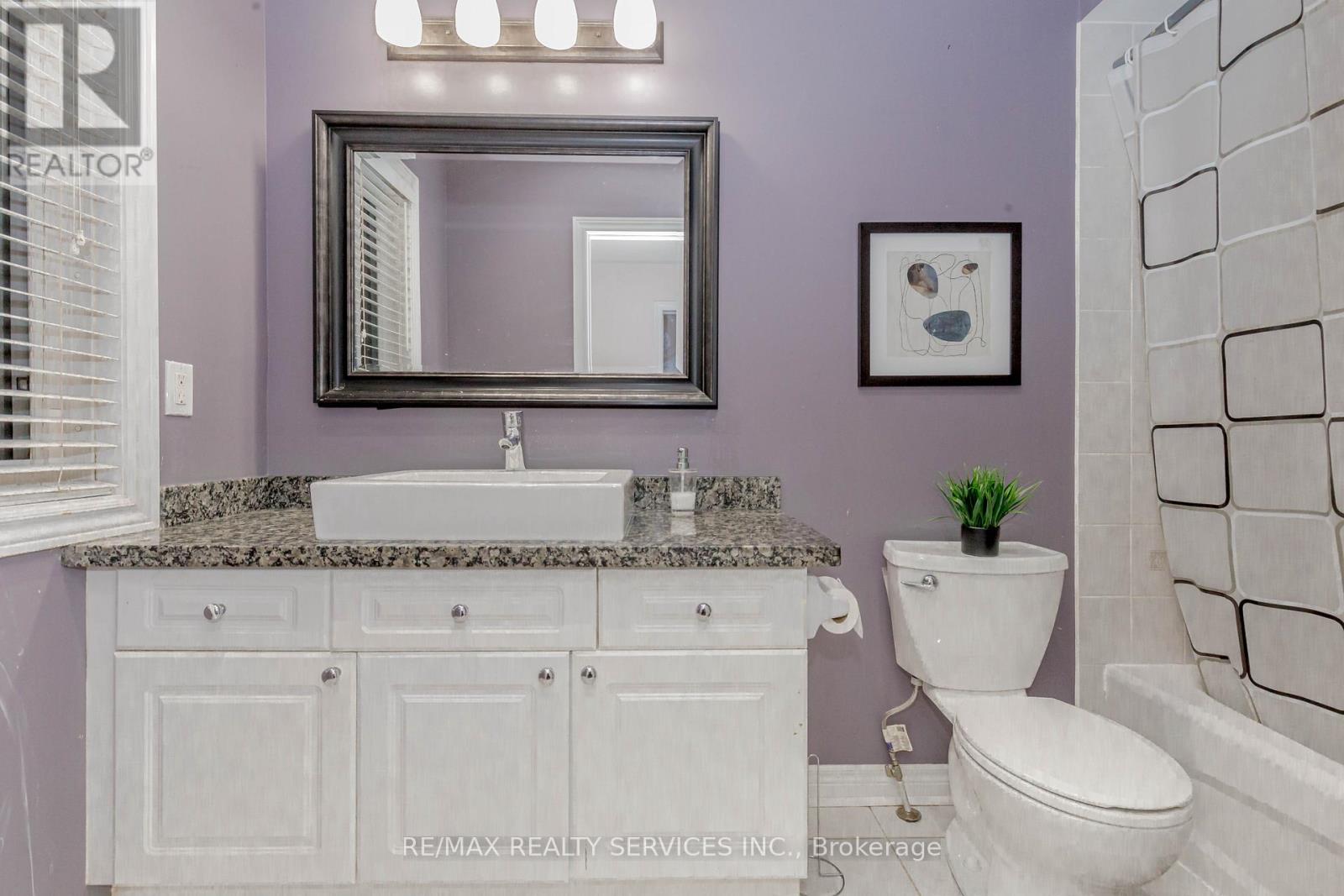 3120 HIGHBOURNE CRESCENT - 35
