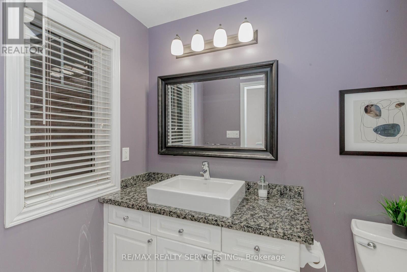 3120 HIGHBOURNE CRESCENT - 36