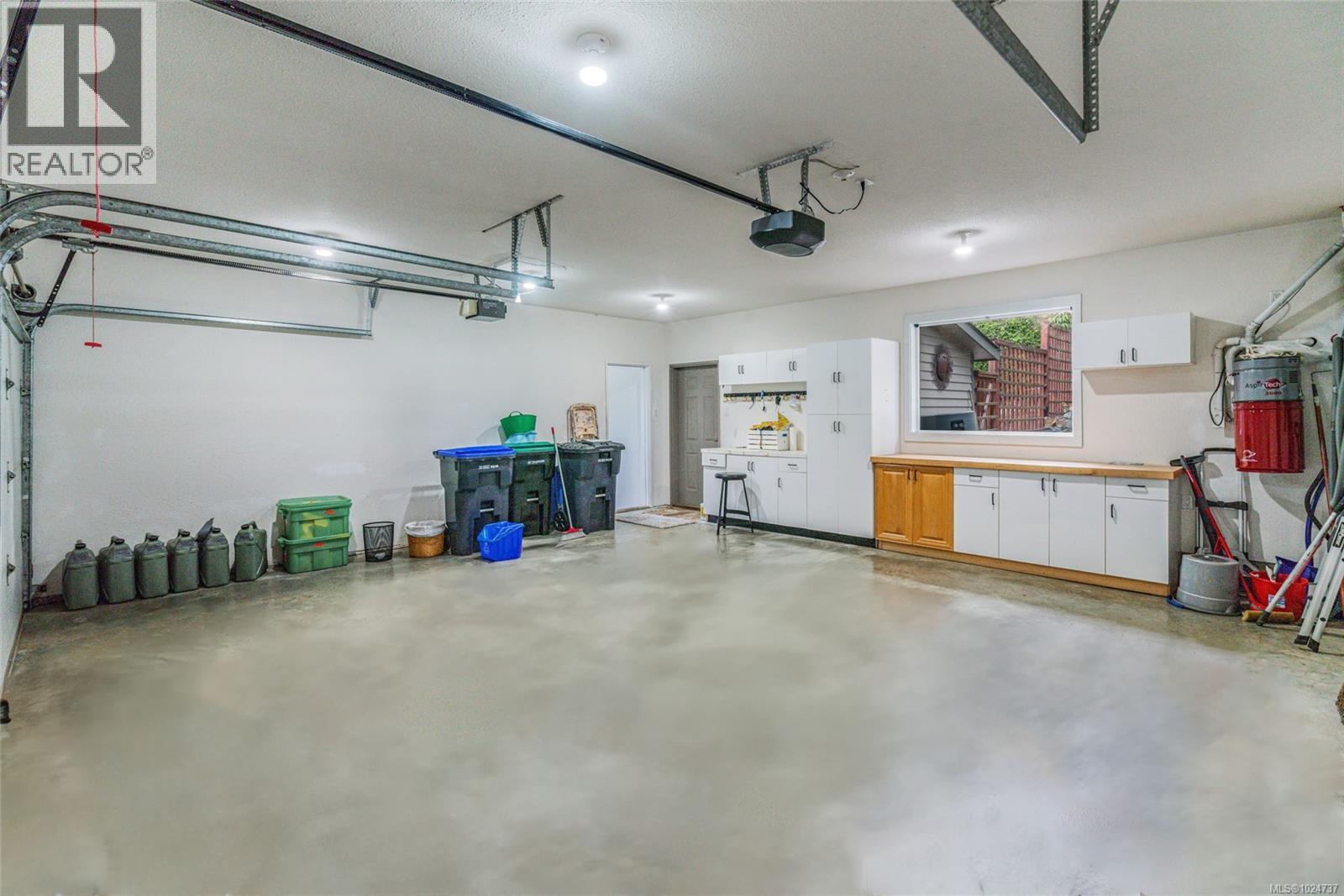 3383 Rockhampton Rd, Nanoose Bay