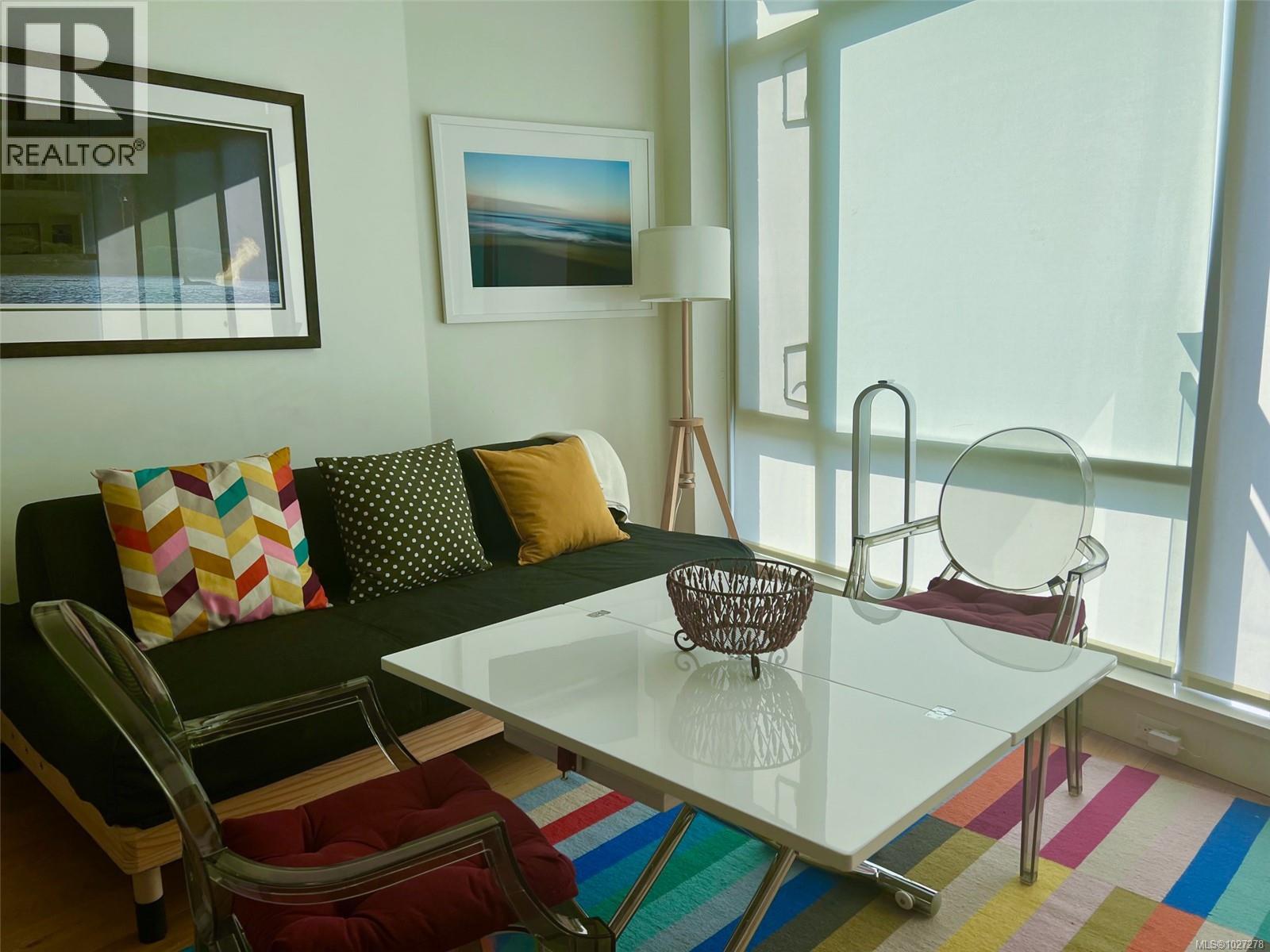 301 456 Pandora Avenue, Victoria