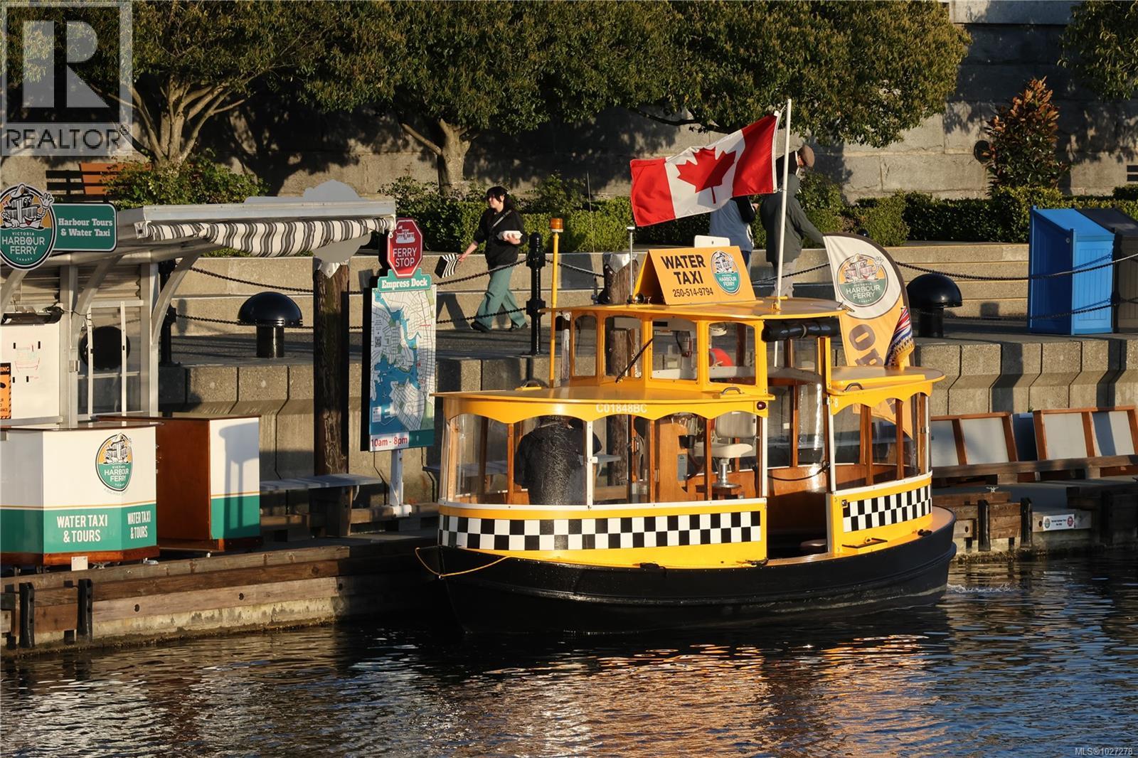 301 456 Pandora Avenue, Victoria