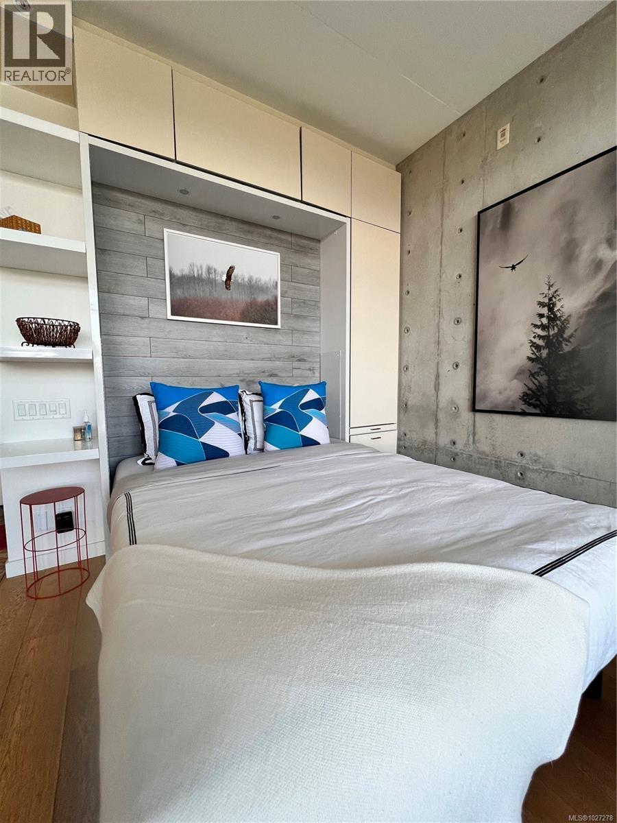 301 456 Pandora Avenue, Victoria