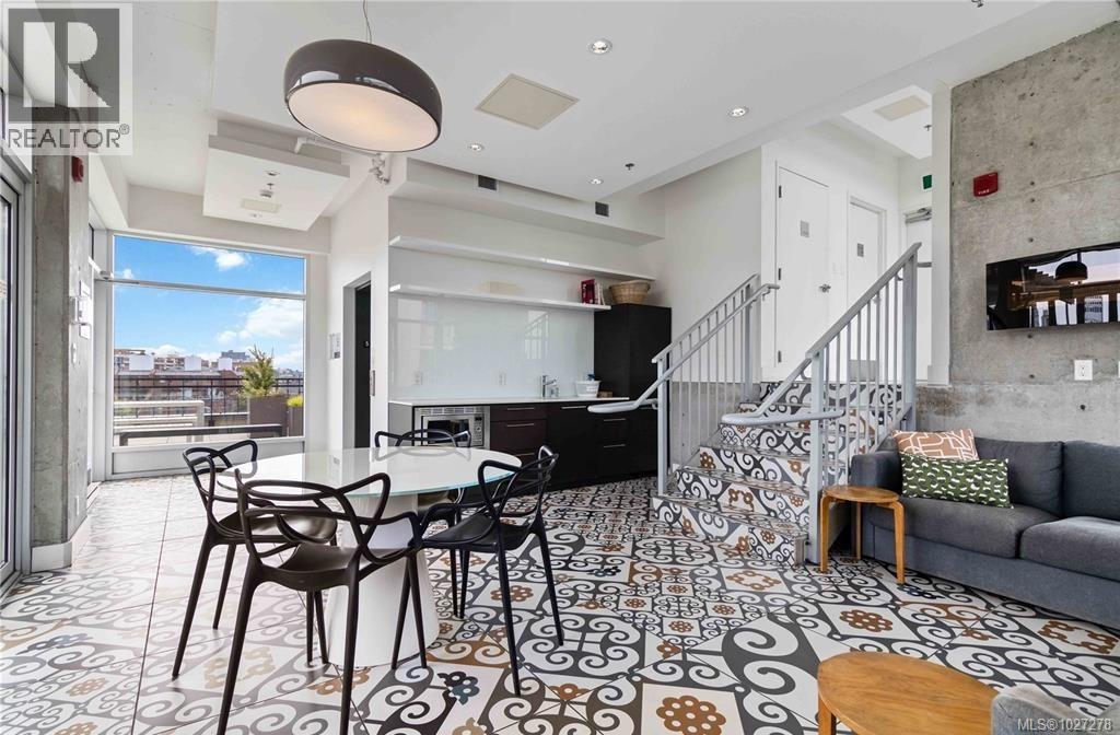 301 456 Pandora Avenue, Victoria