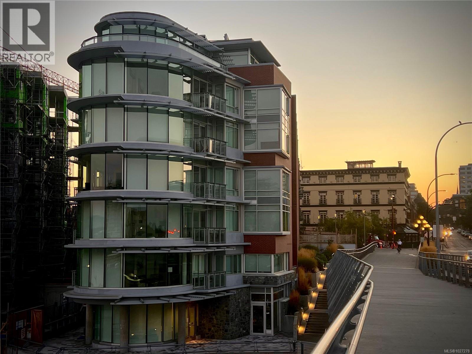 301 456 Pandora Avenue, Victoria