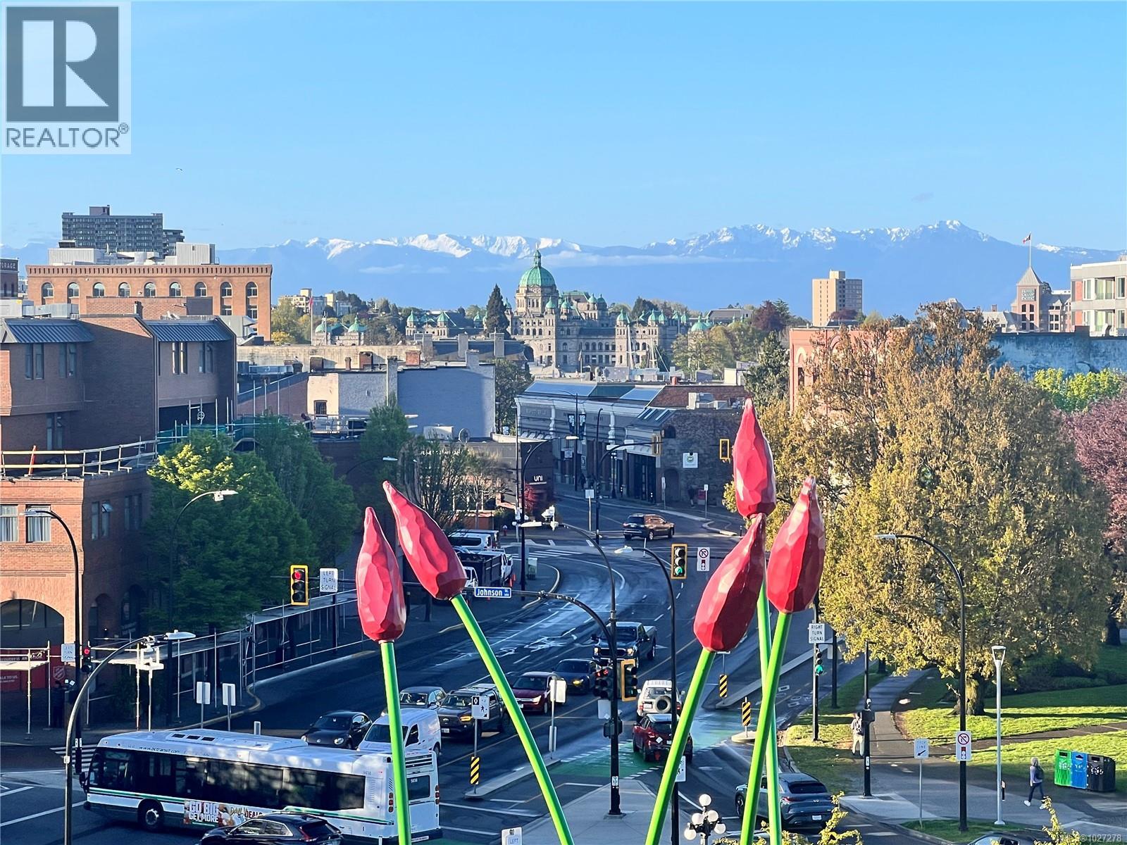 301 456 Pandora Avenue, Victoria