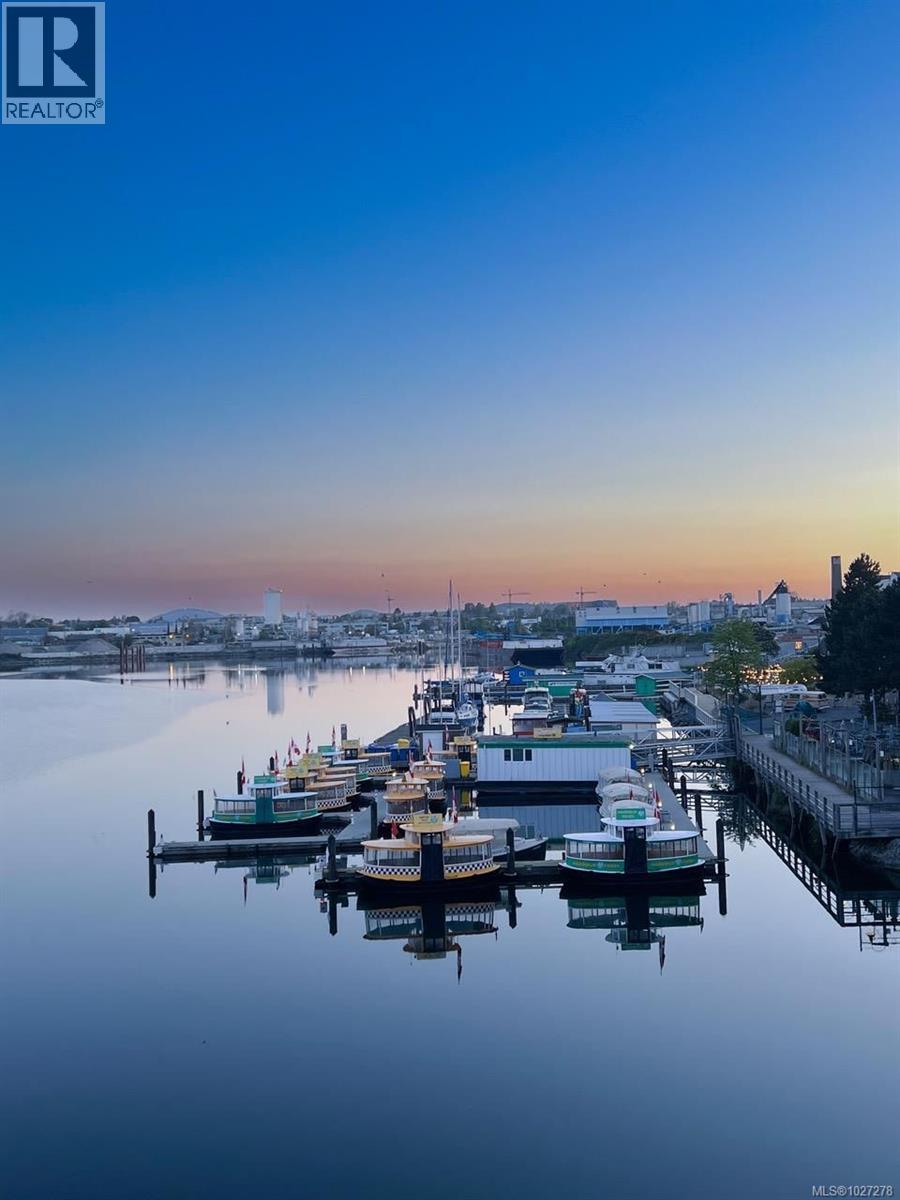 301 456 Pandora Avenue, Victoria