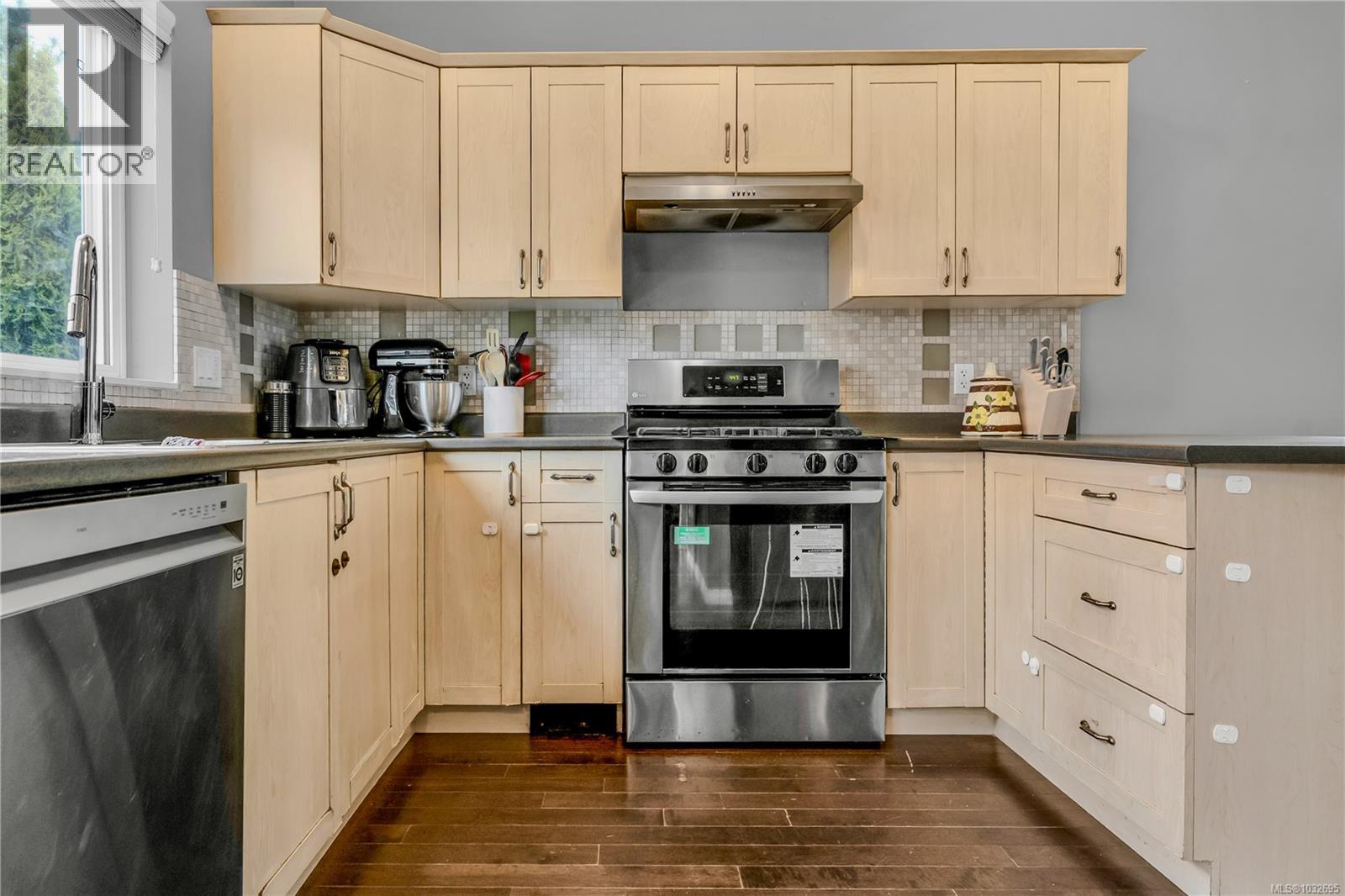  3373 Turnstone Drive, Langford