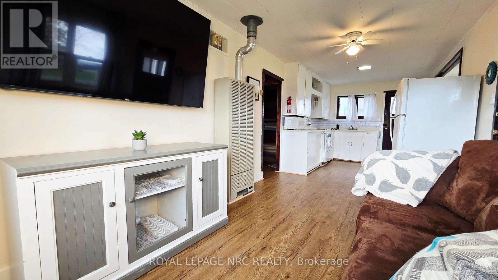 11170 CHURCHILL AVENUE - 9
