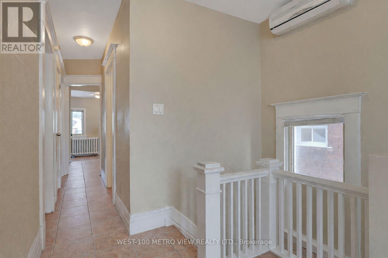 1733 DUFFERIN STREET - 10