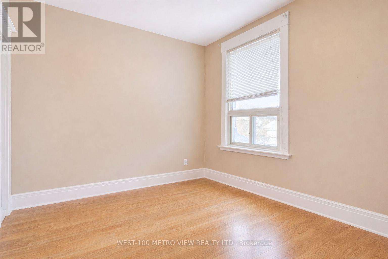 1733 DUFFERIN STREET - 18