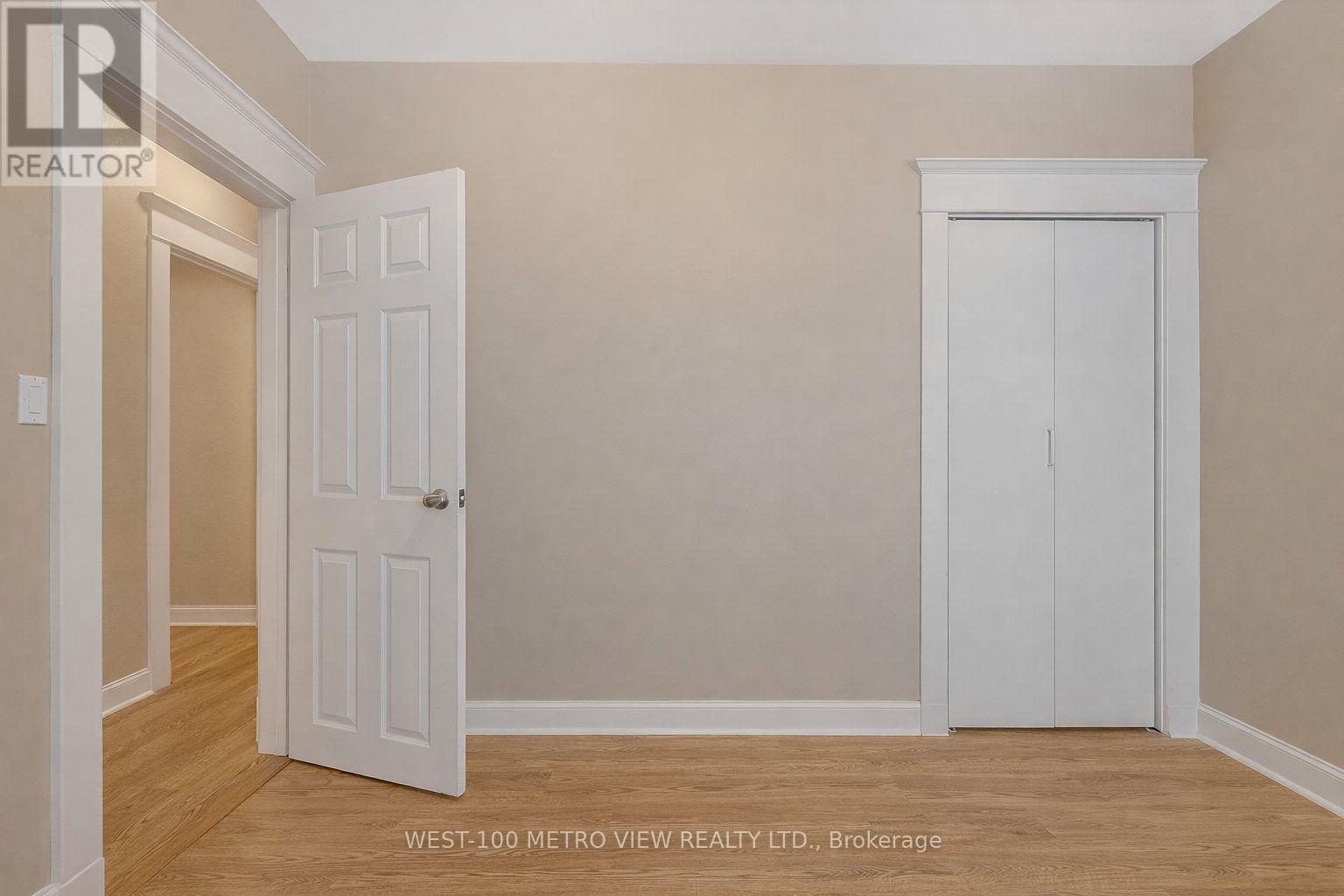 1733 DUFFERIN STREET - 19