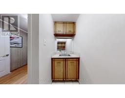 4 Dove Hawk Way, Toronto, ON M2R3M2 Photo 11