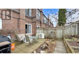 4 Dove Hawk Way, Toronto, ON M2R3M2 Photo 26