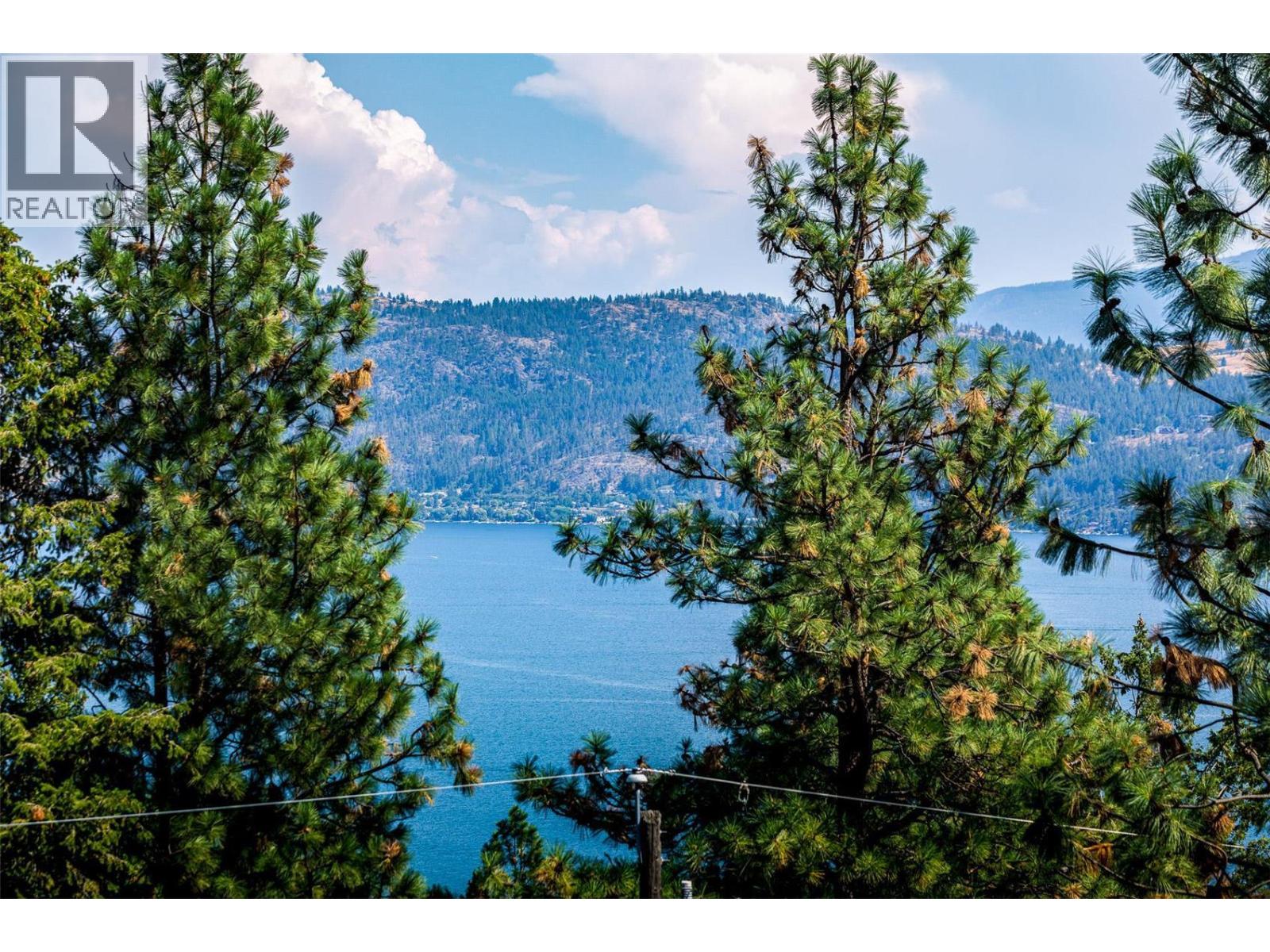 10523 Westshore Road, Vernon