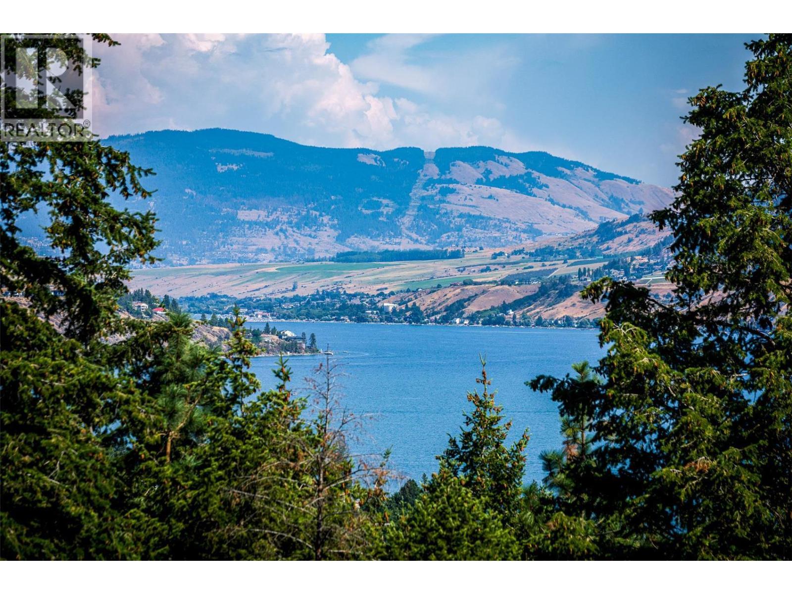 10523 Westshore Road, Vernon