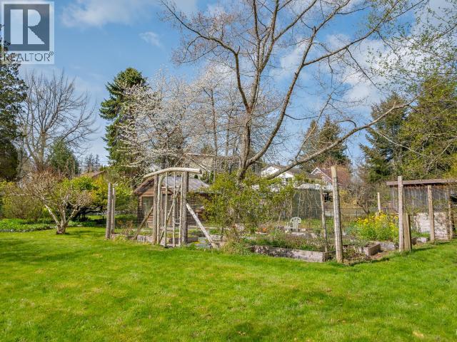 5394 MANSON AVE - 37