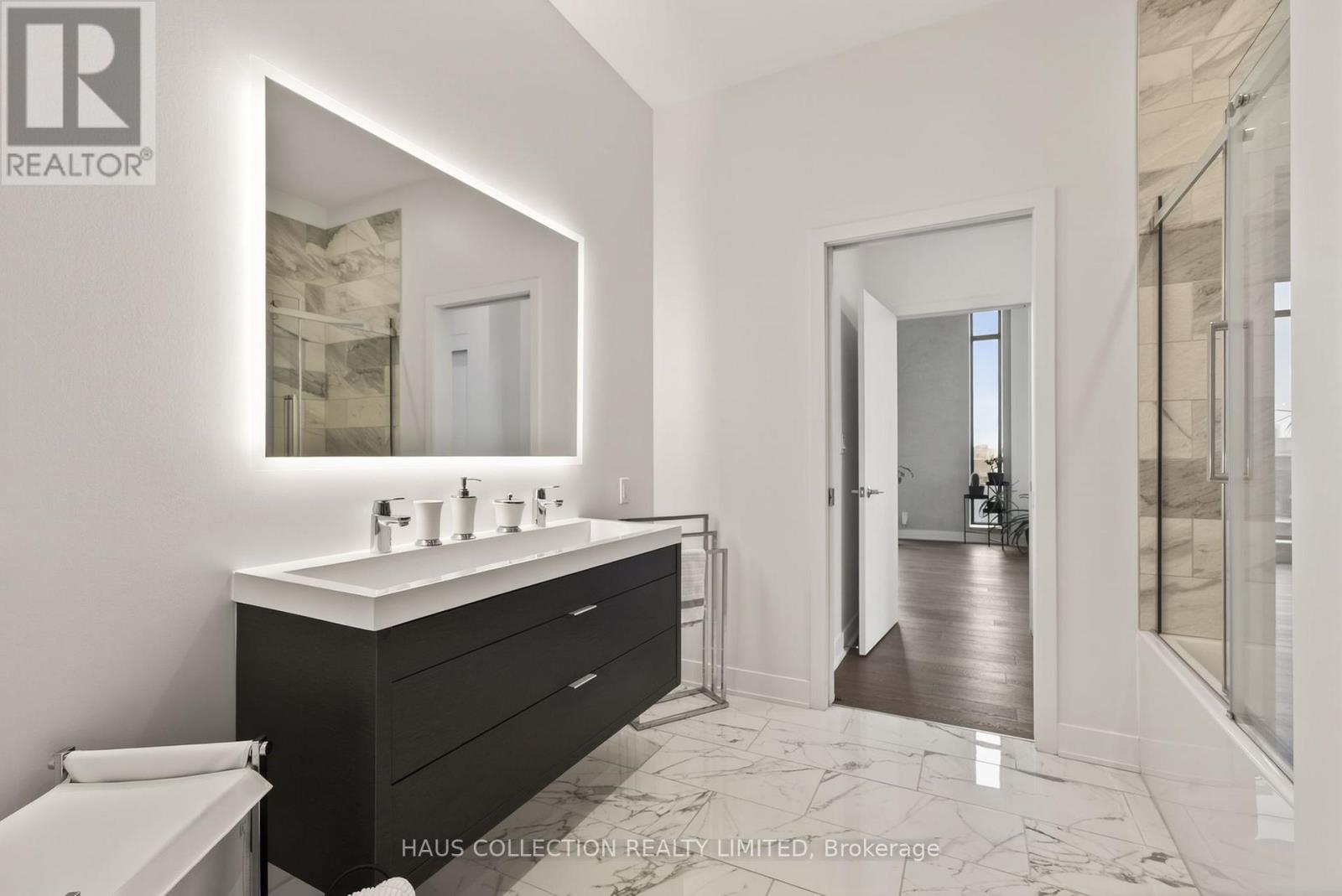 PH2302 - 20 DALY AVENUE — photo 33