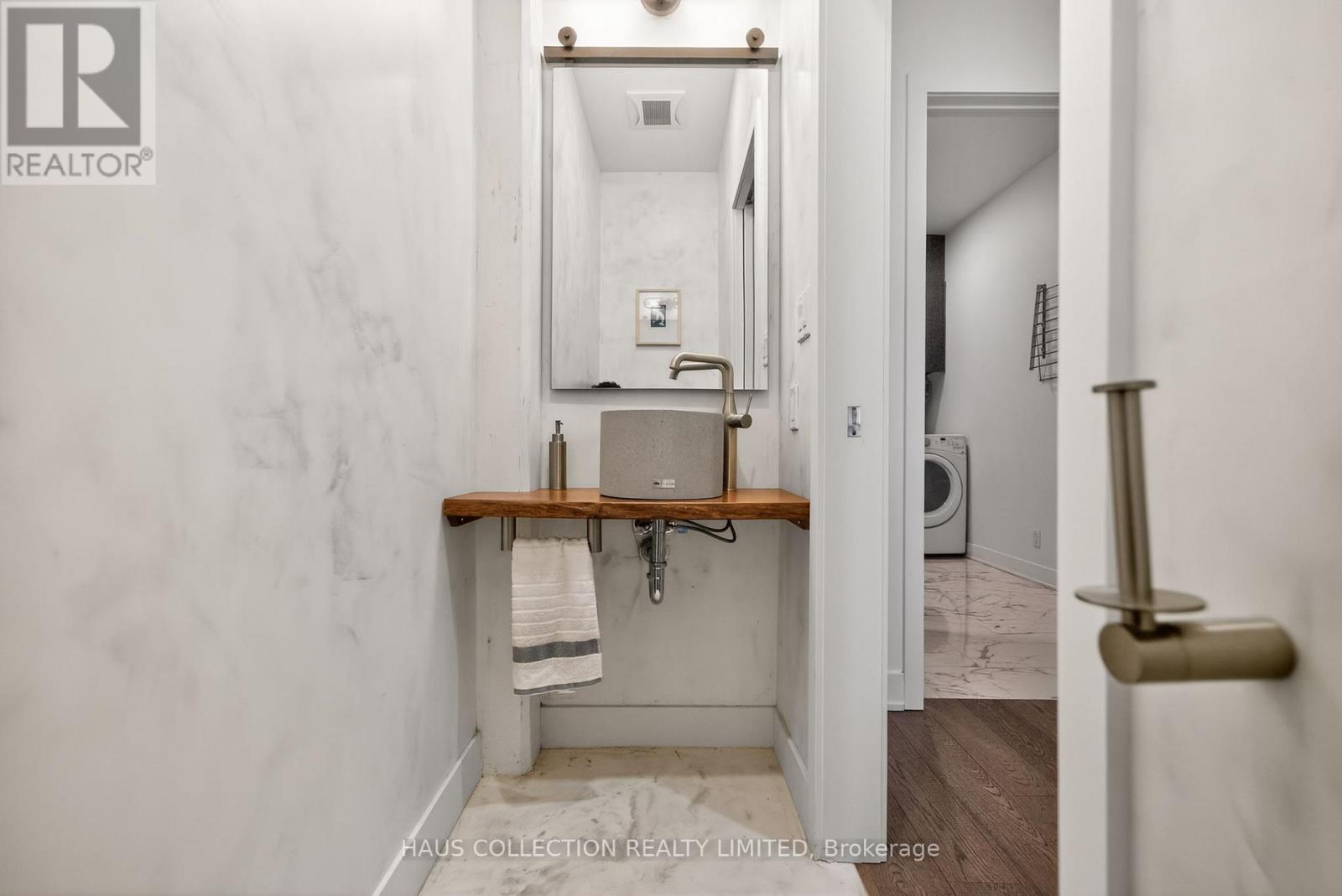 PH2302 - 20 DALY AVENUE — photo 38