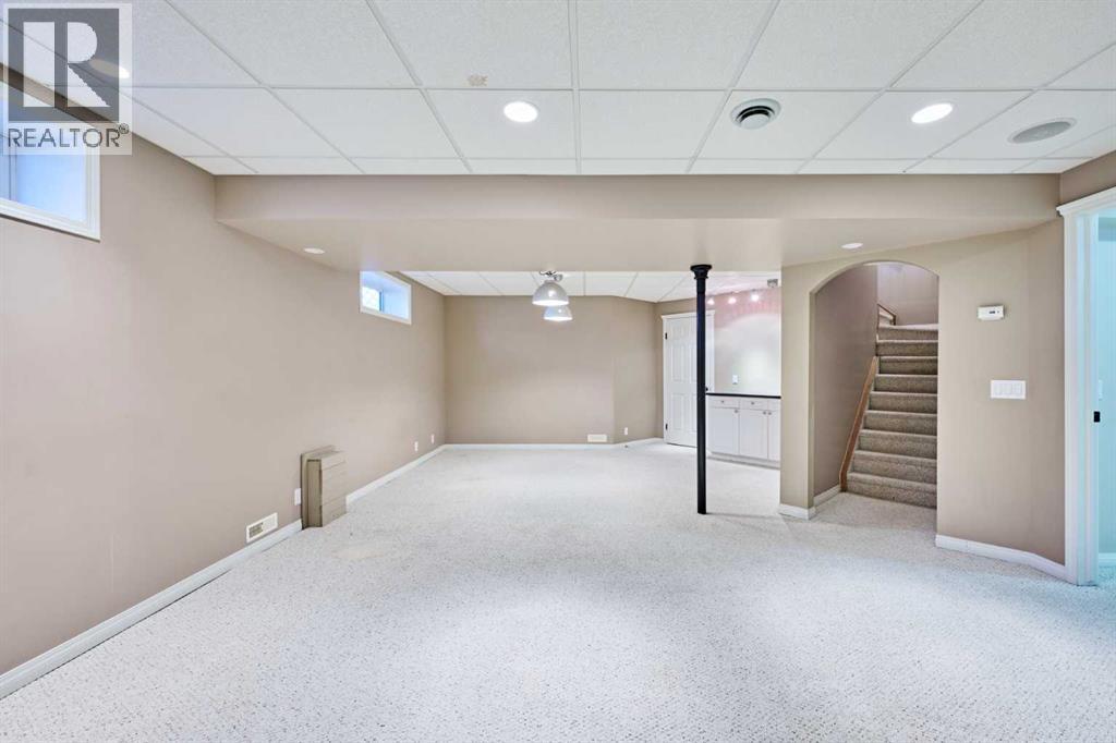 805 PANORAMA HILLS DRIVE NW - 31