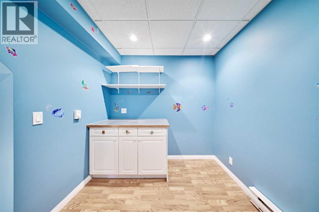 805 PANORAMA HILLS DRIVE NW - 35