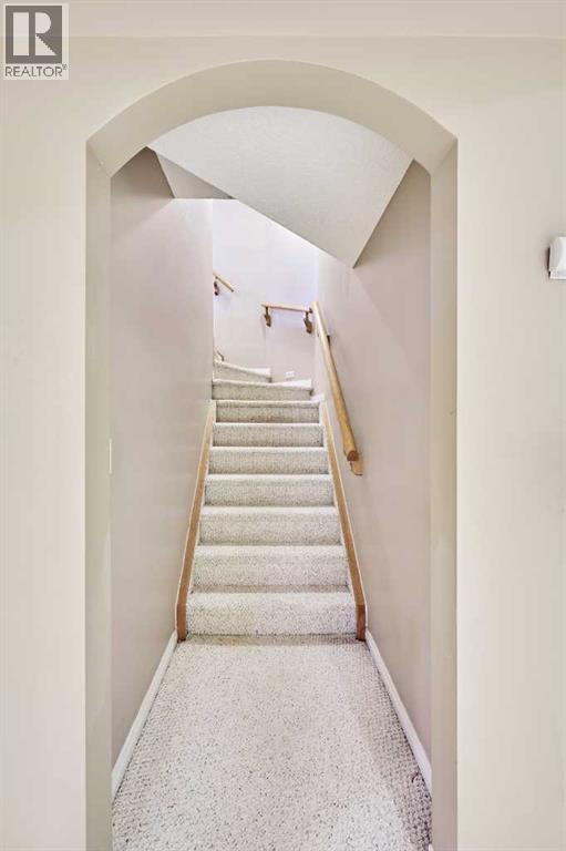 805 PANORAMA HILLS DRIVE NW - 30