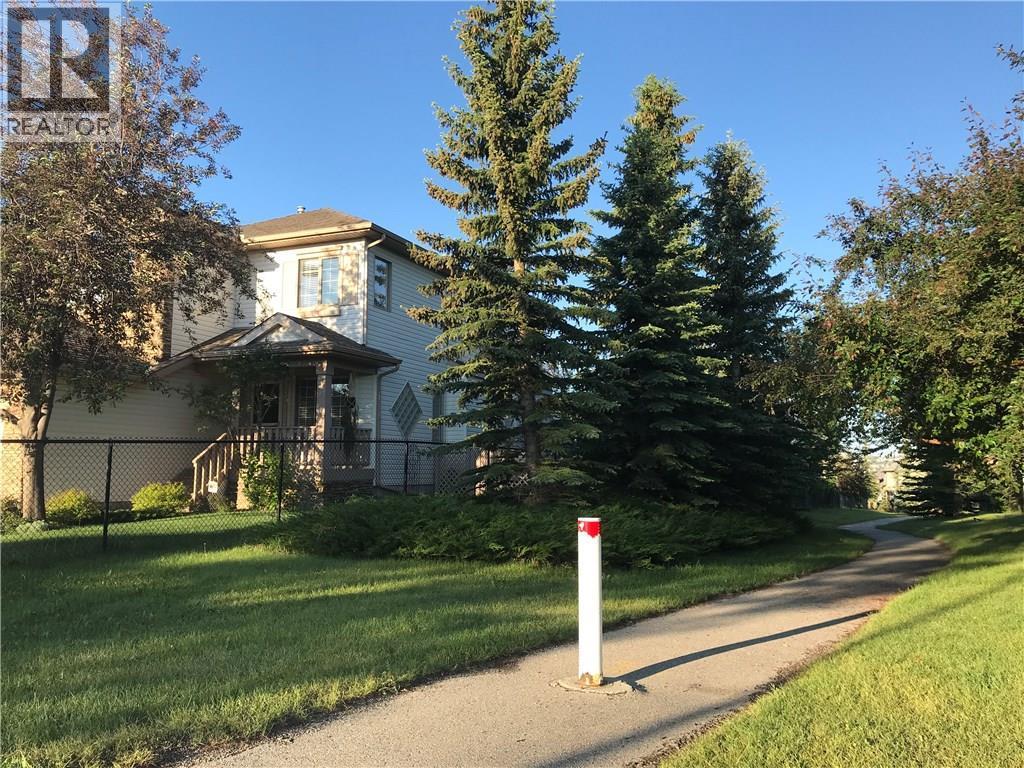 805 PANORAMA HILLS DRIVE NW - 2