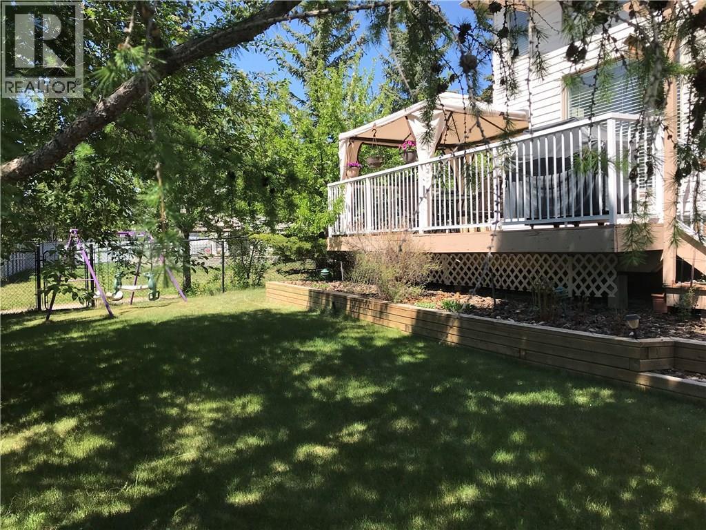 805 PANORAMA HILLS DRIVE NW - 40