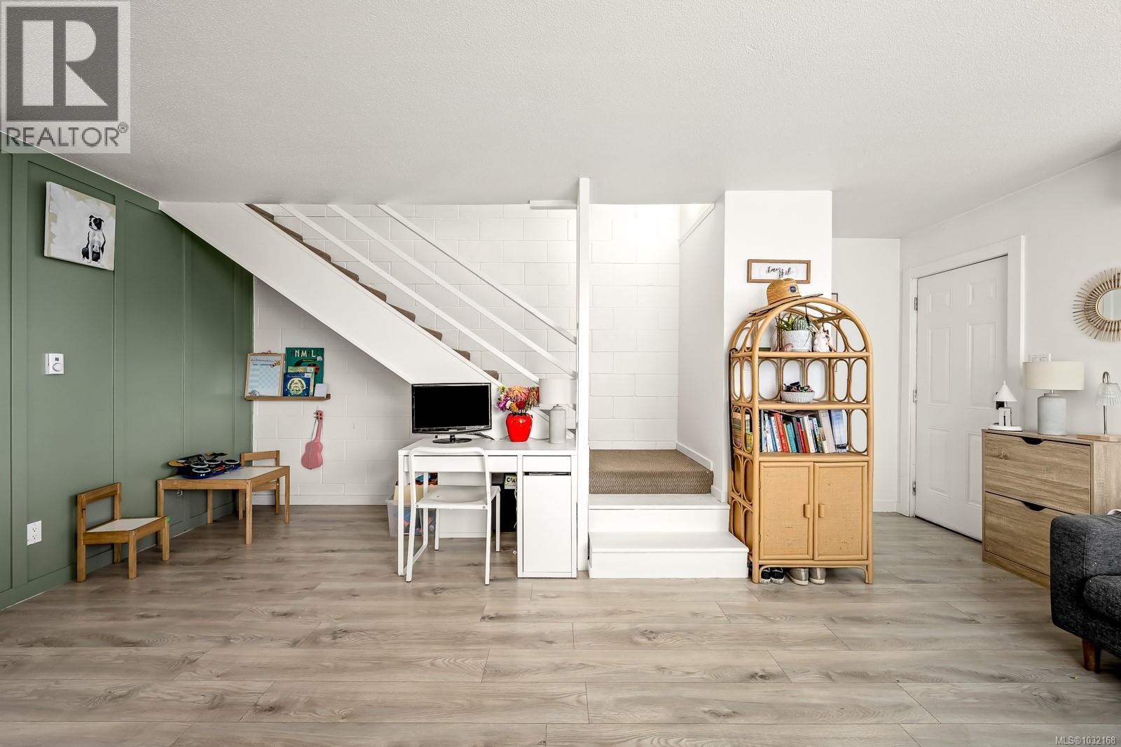 1883 & 1885 England Ave - 4