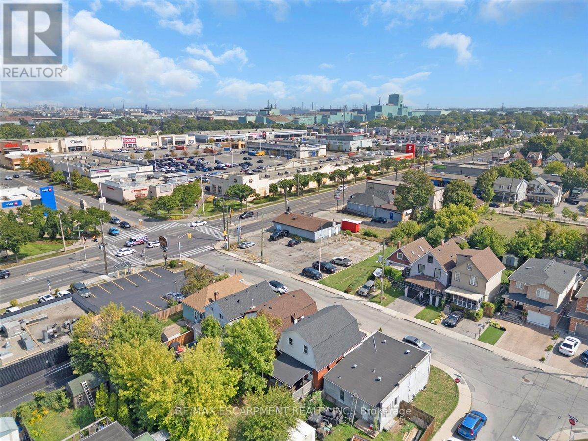 133 FREDERICK AVENUE - 34