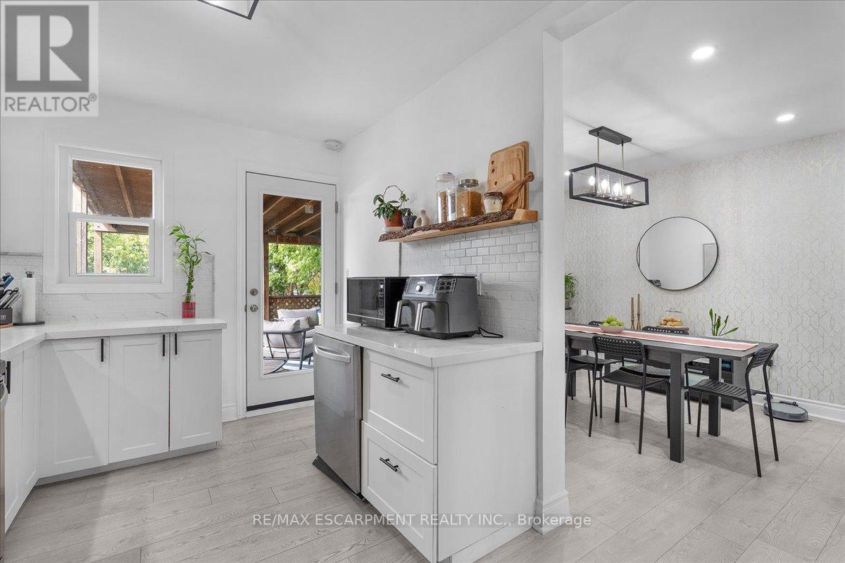 133 FREDERICK AVENUE - 8
