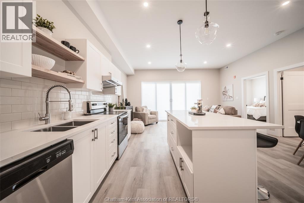175 Churchill Park ROAD Unit# 216, Chatham, Ontario, N7M6K5 — Photo 9